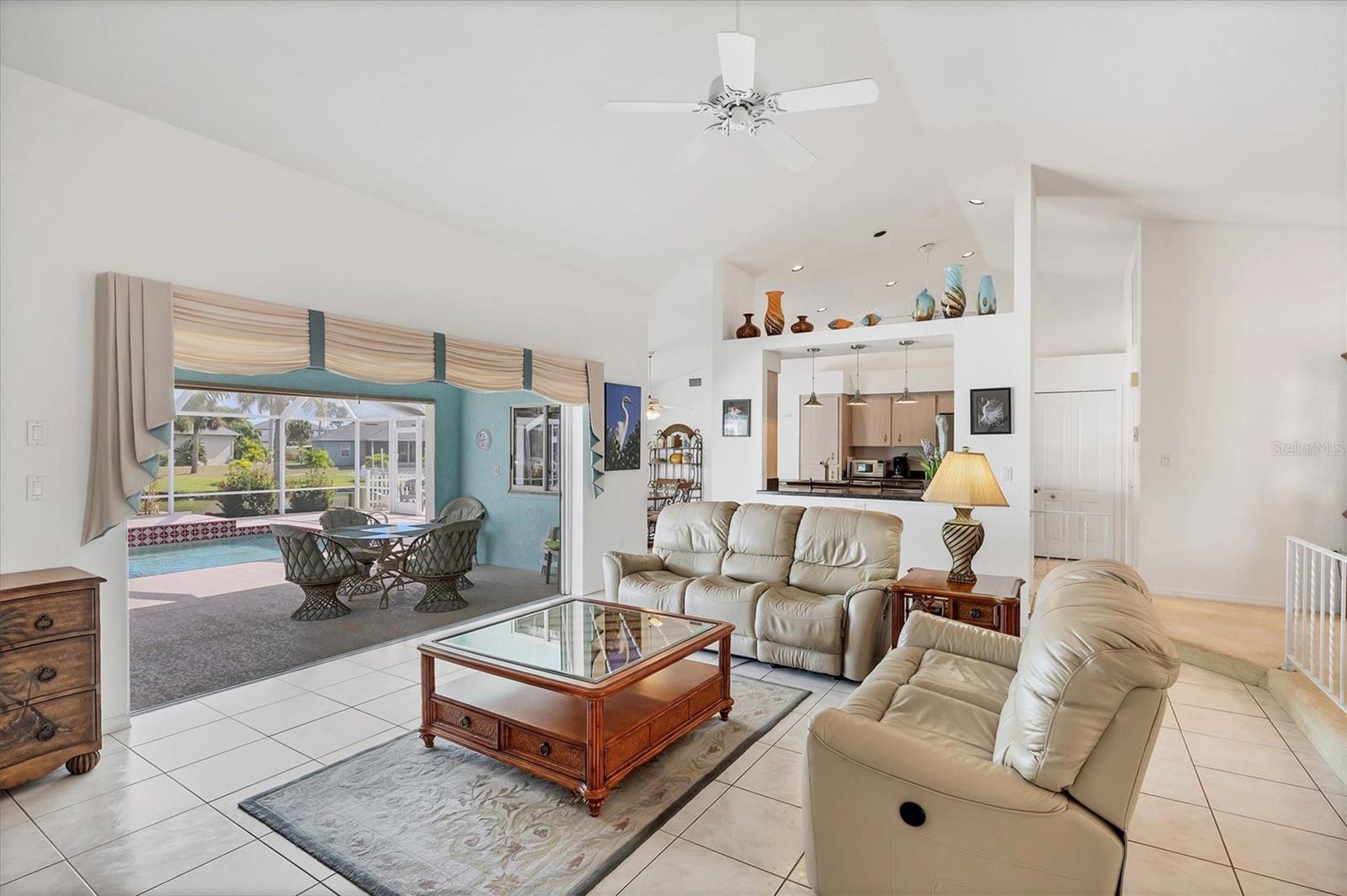 Image 7 of 40 For 9238 Melody Circle