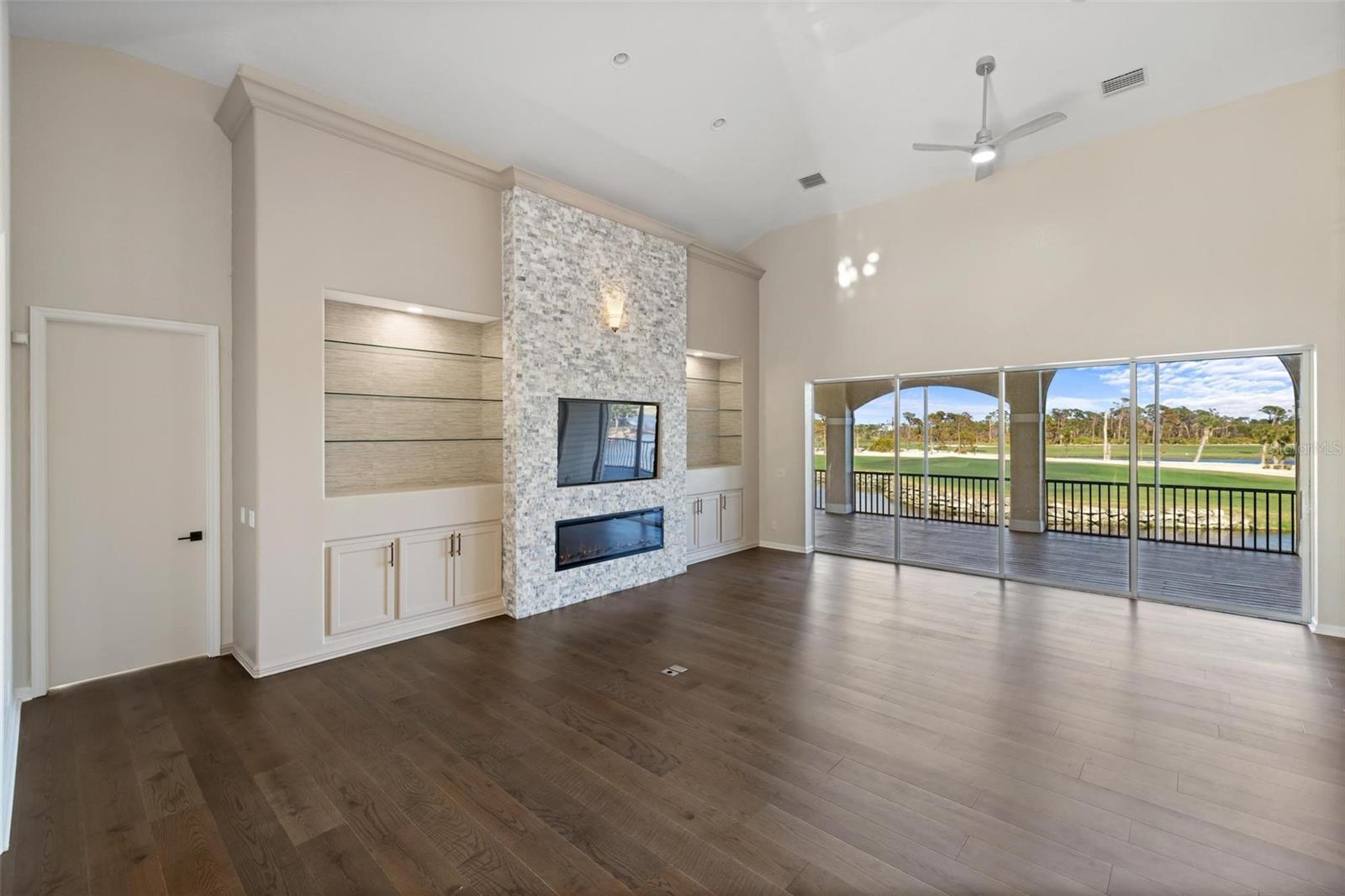 Image 7 of 29 For 10030 Eagle Preserve Drive