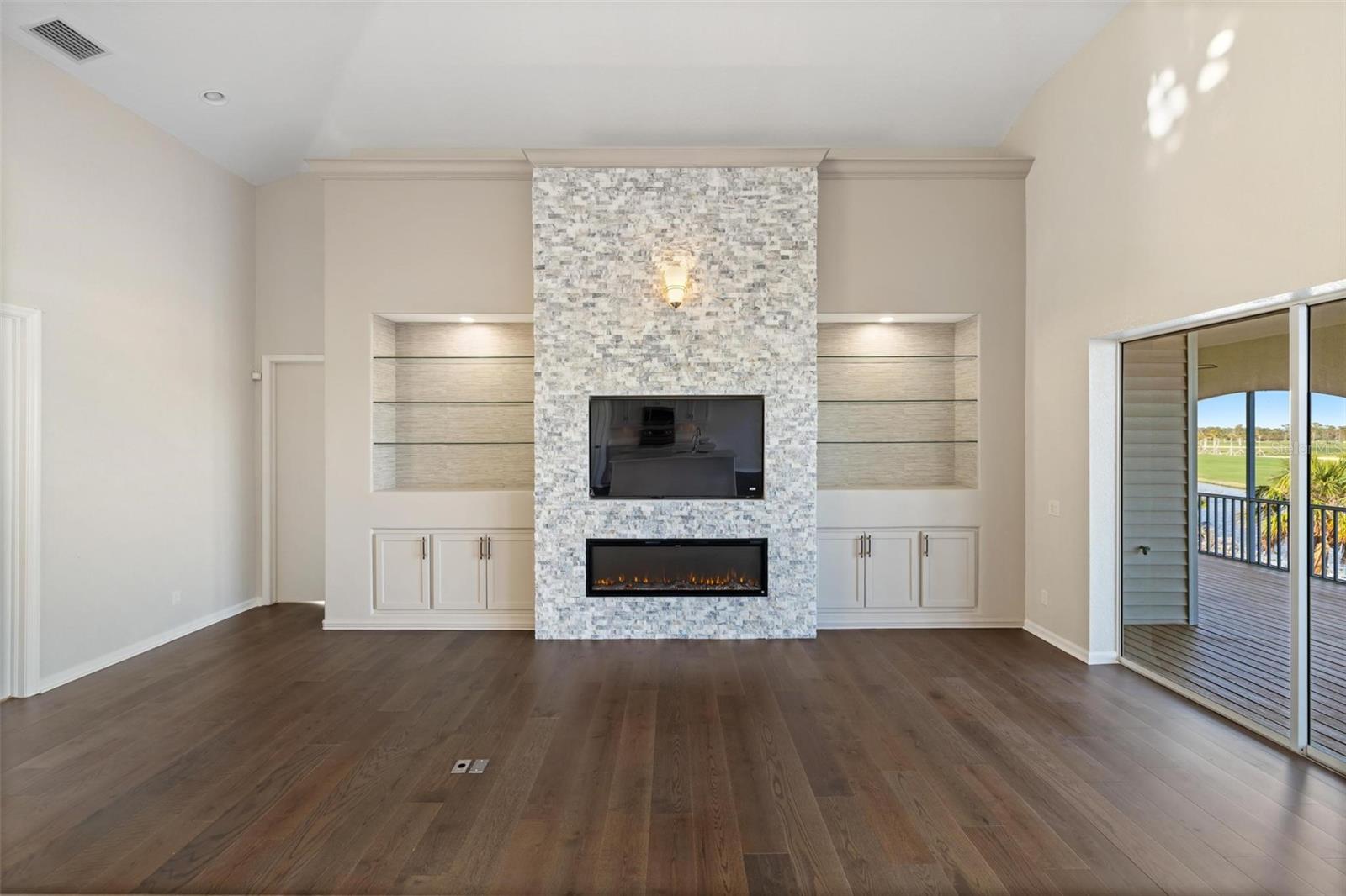 Image 8 of 29 For 10030 Eagle Preserve Drive