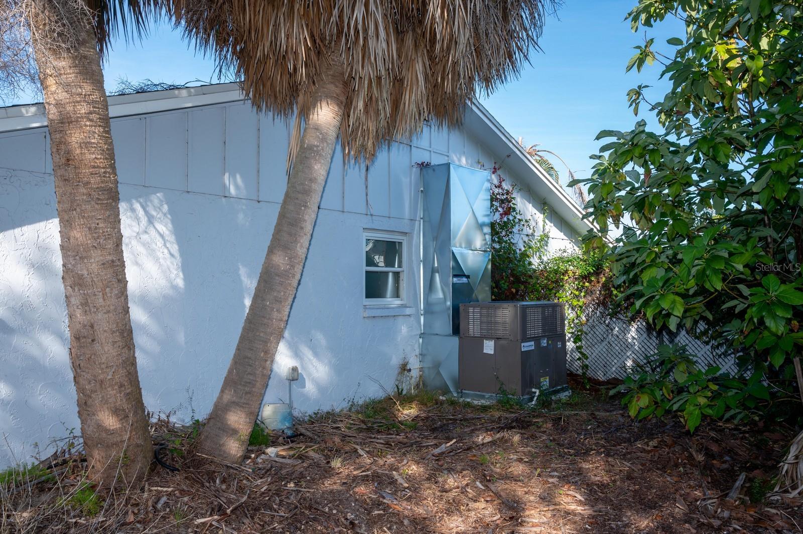 Image 10 of 42 For 3465 Gulf Lane