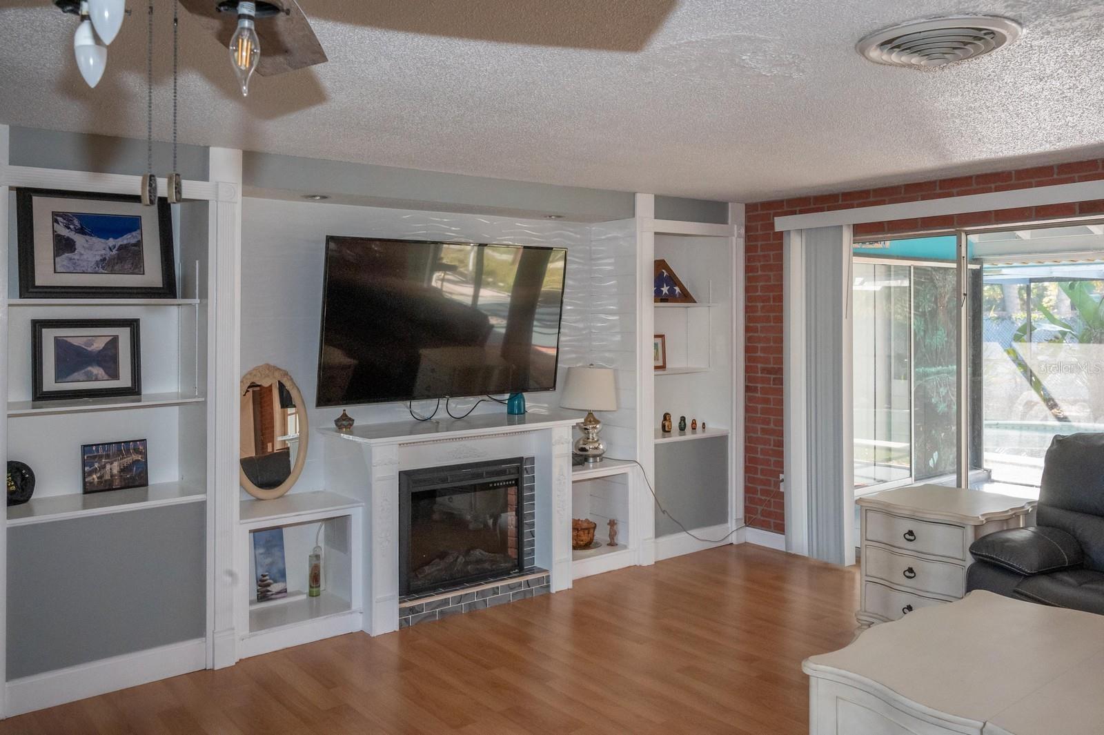 Image 15 of 42 For 3465 Gulf Lane