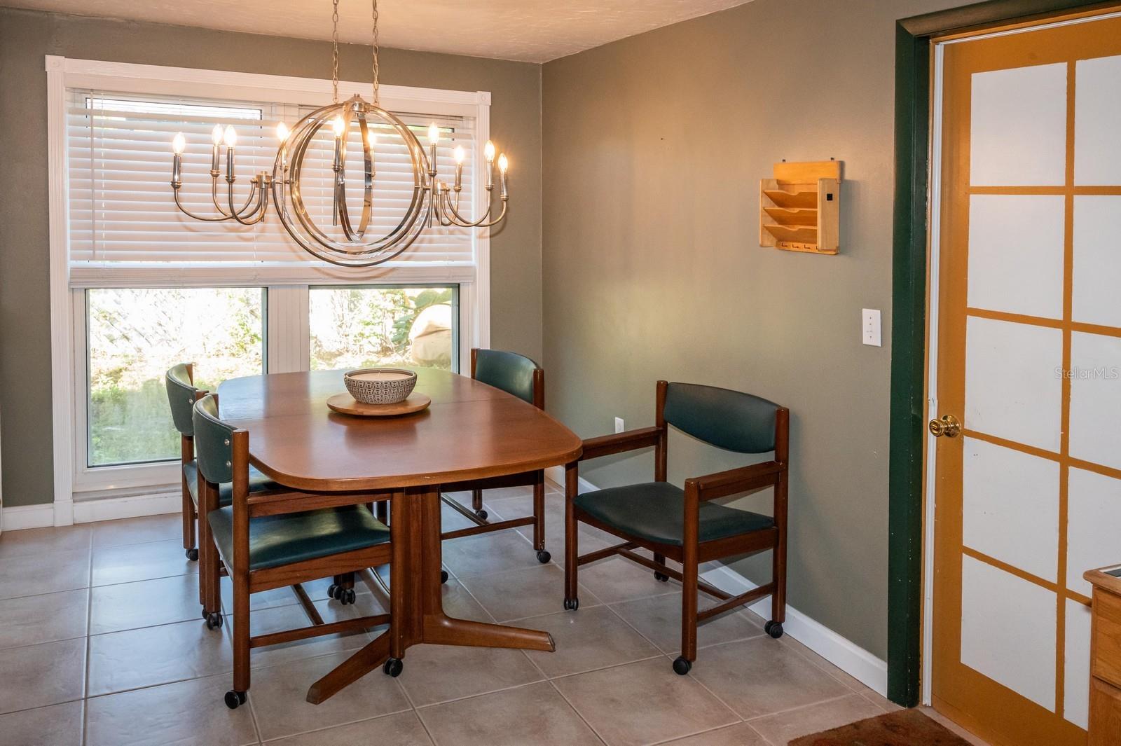 Image 23 of 42 For 3465 Gulf Lane