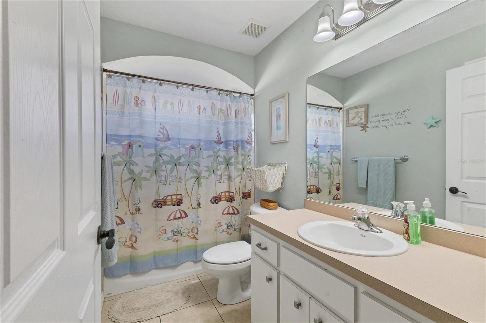 Image 19 of 39 For 1820 Meadow Lark Lane