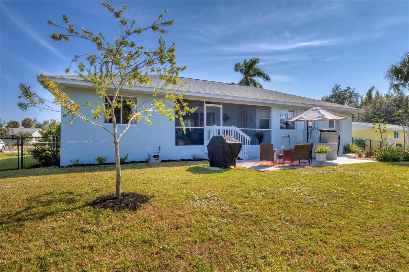 Image 29 of 39 For 1820 Meadow Lark Lane