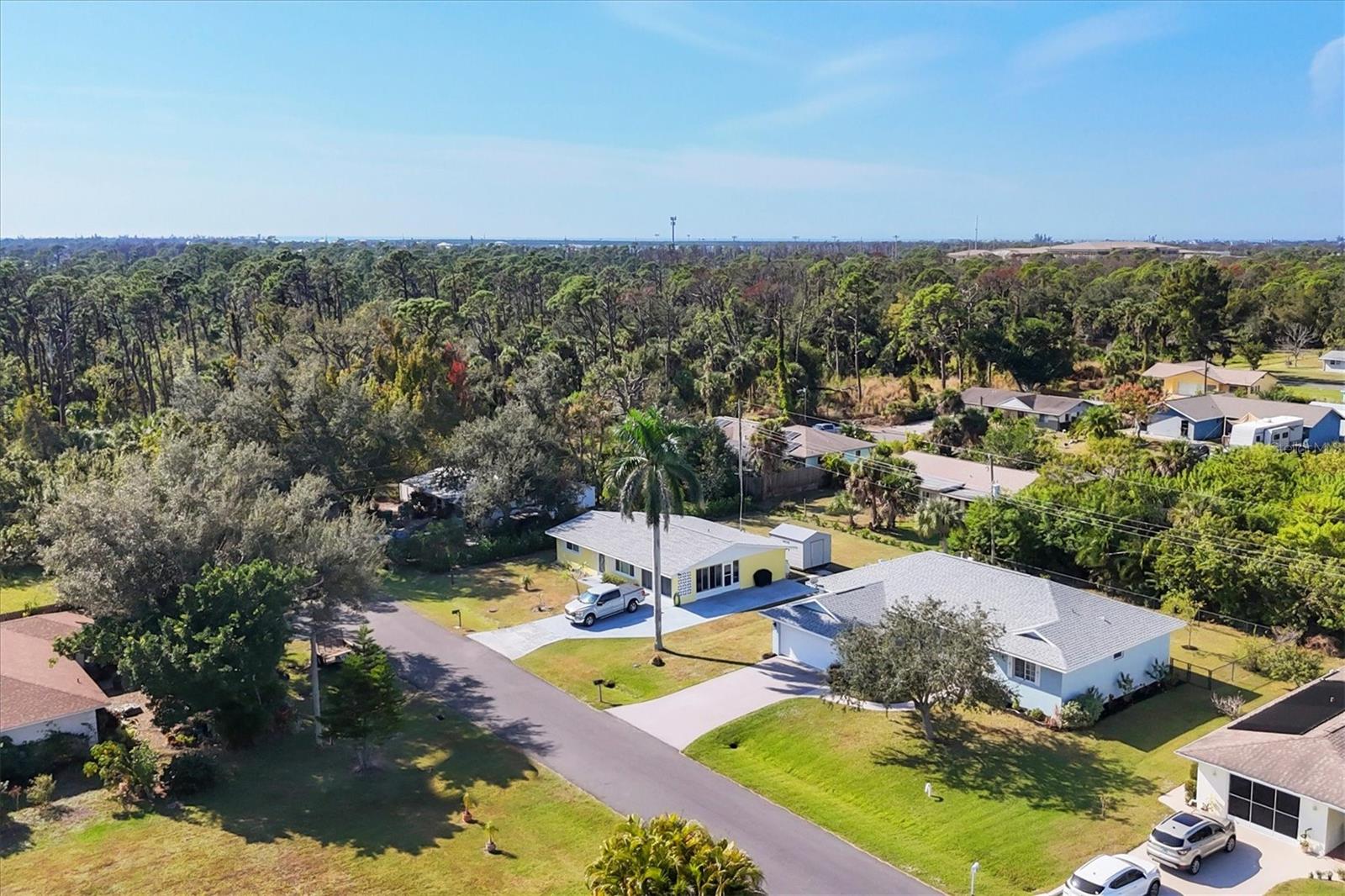 Image 37 of 39 For 1820 Meadow Lark Lane