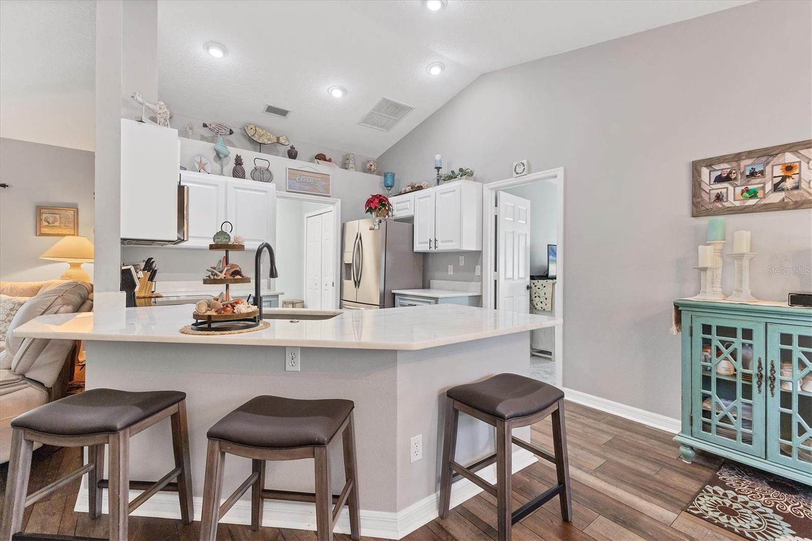 Image 8 of 39 For 1820 Meadow Lark Lane