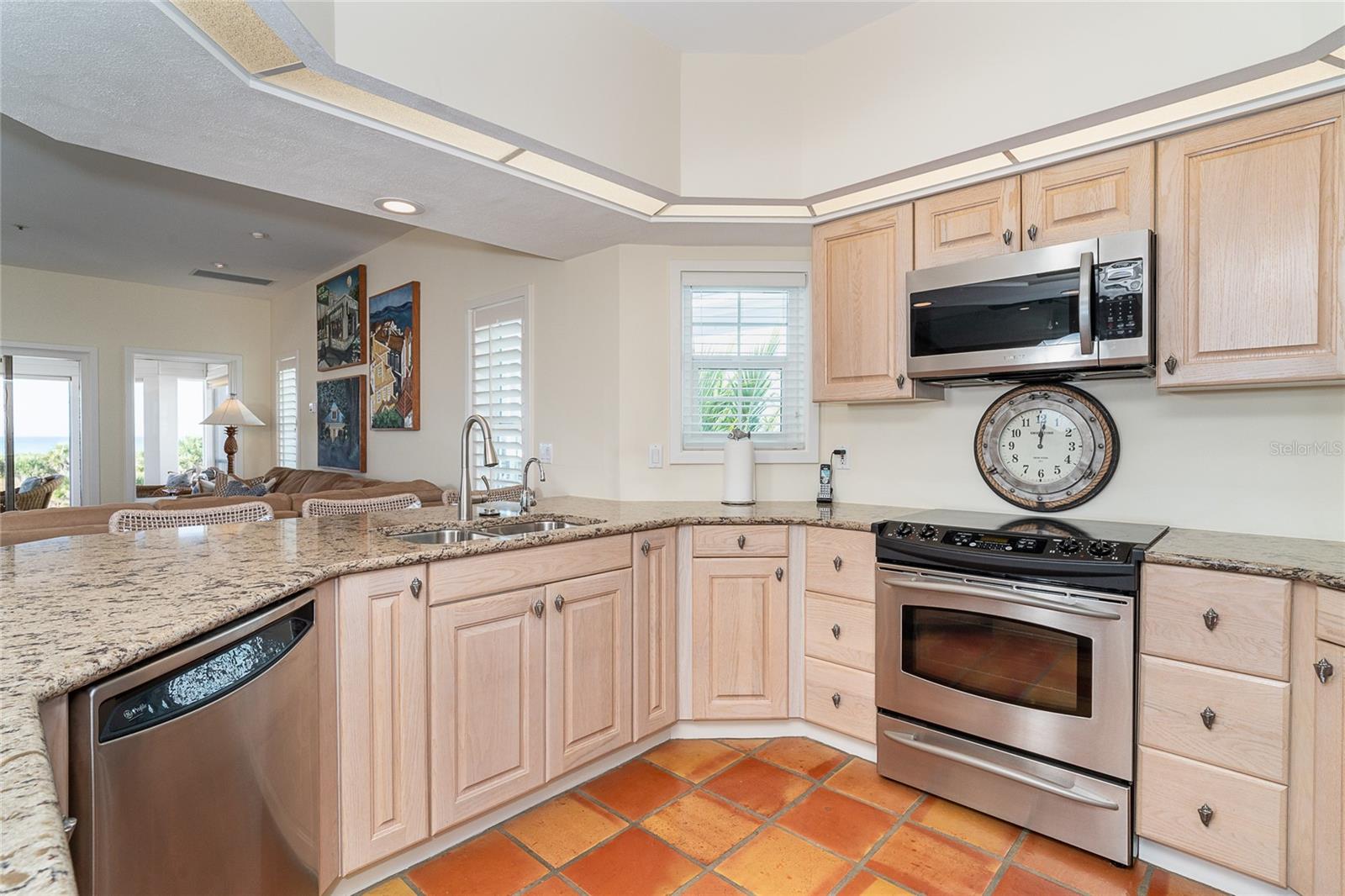 Image 16 of 70 For 7370 Palm Island Drive Ss3