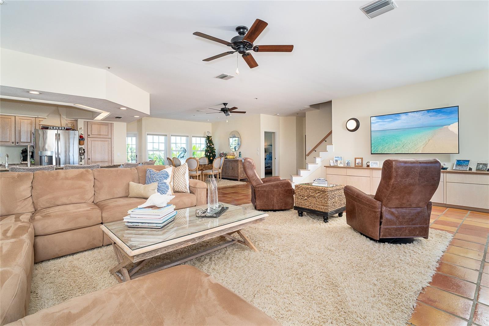 Image 18 of 70 For 7370 Palm Island Drive Ss3