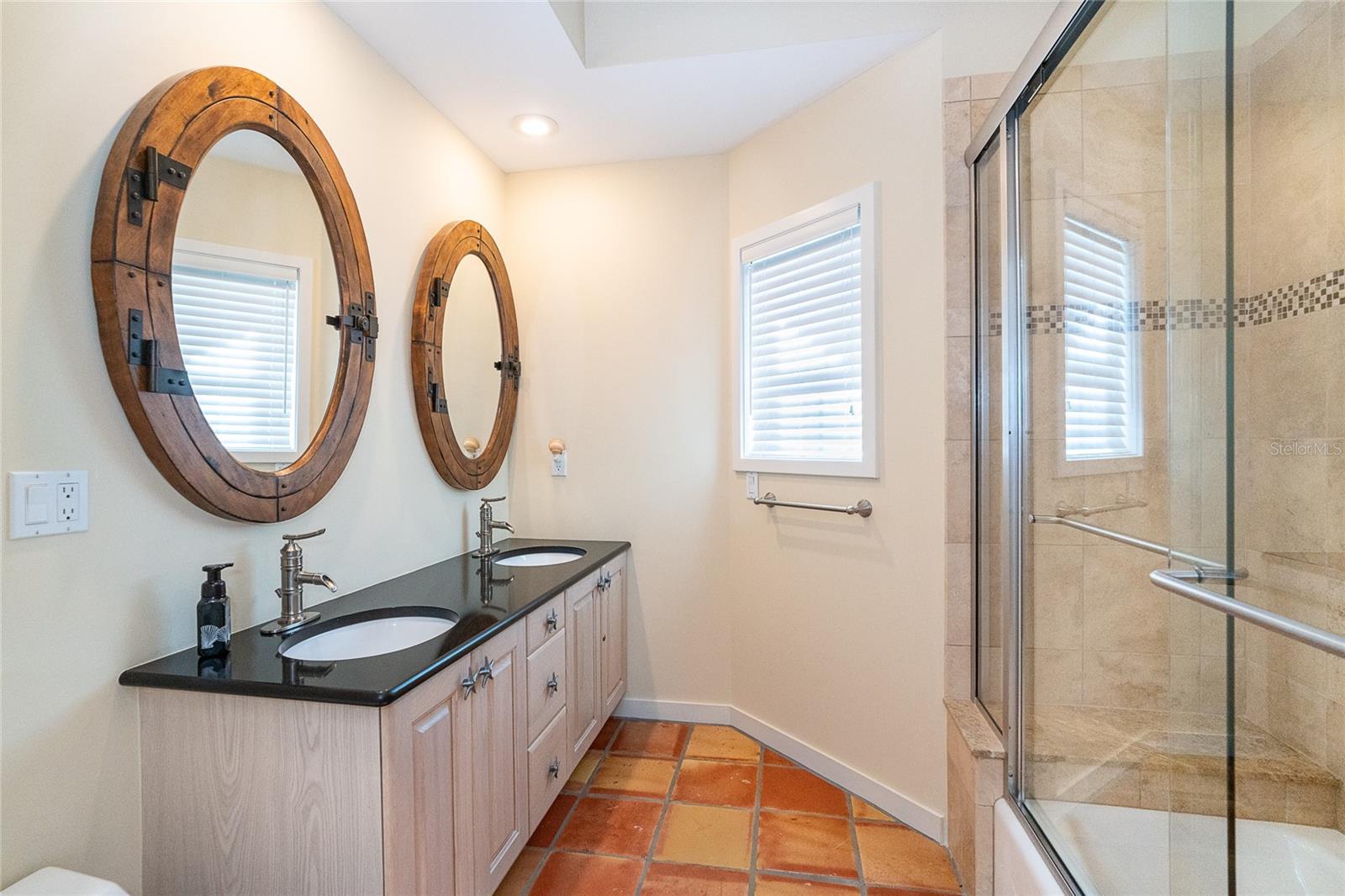 Image 46 of 70 For 7370 Palm Island Drive Ss3