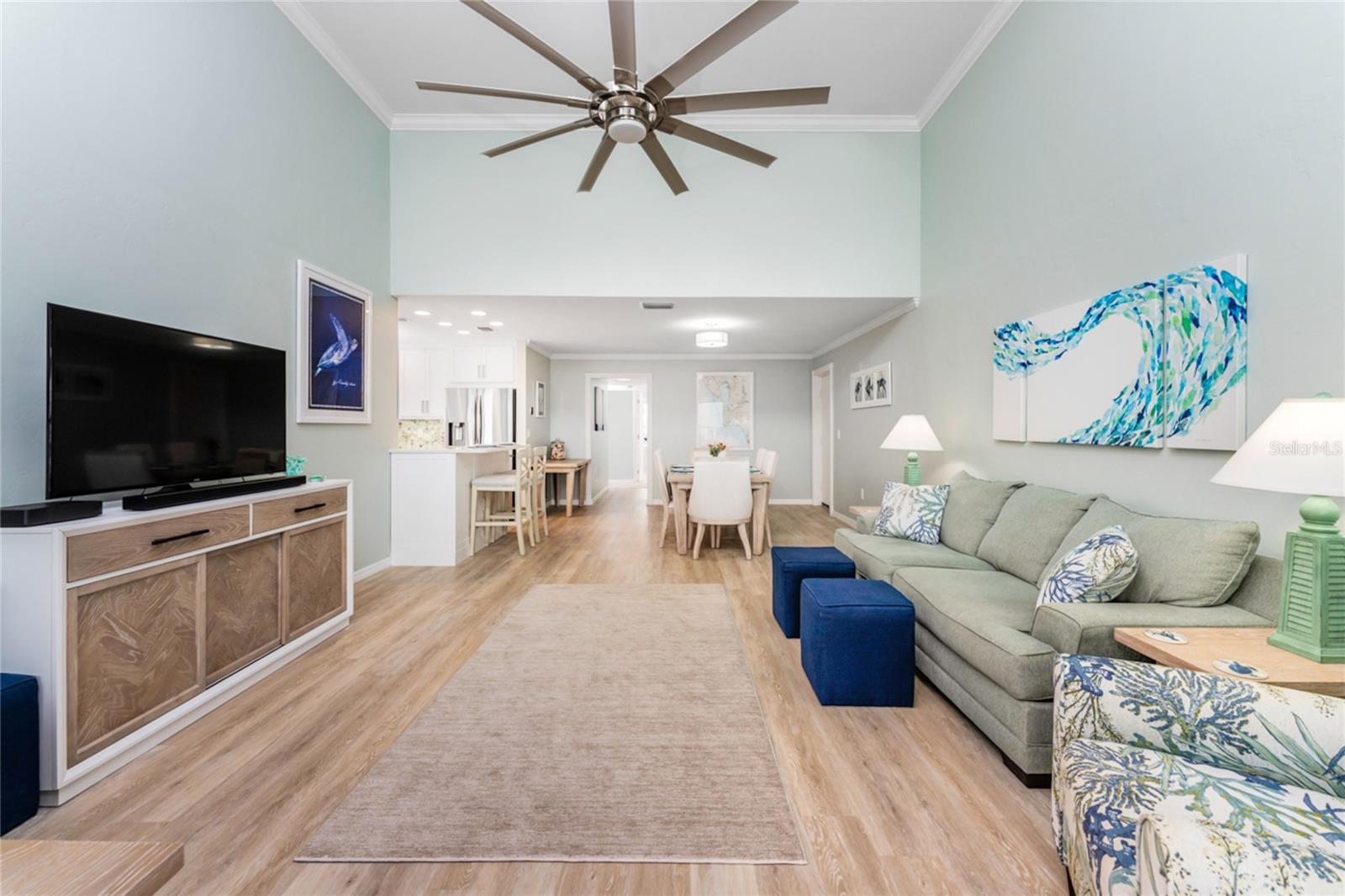 Image 10 of 49 For 2955 Beach Road D125