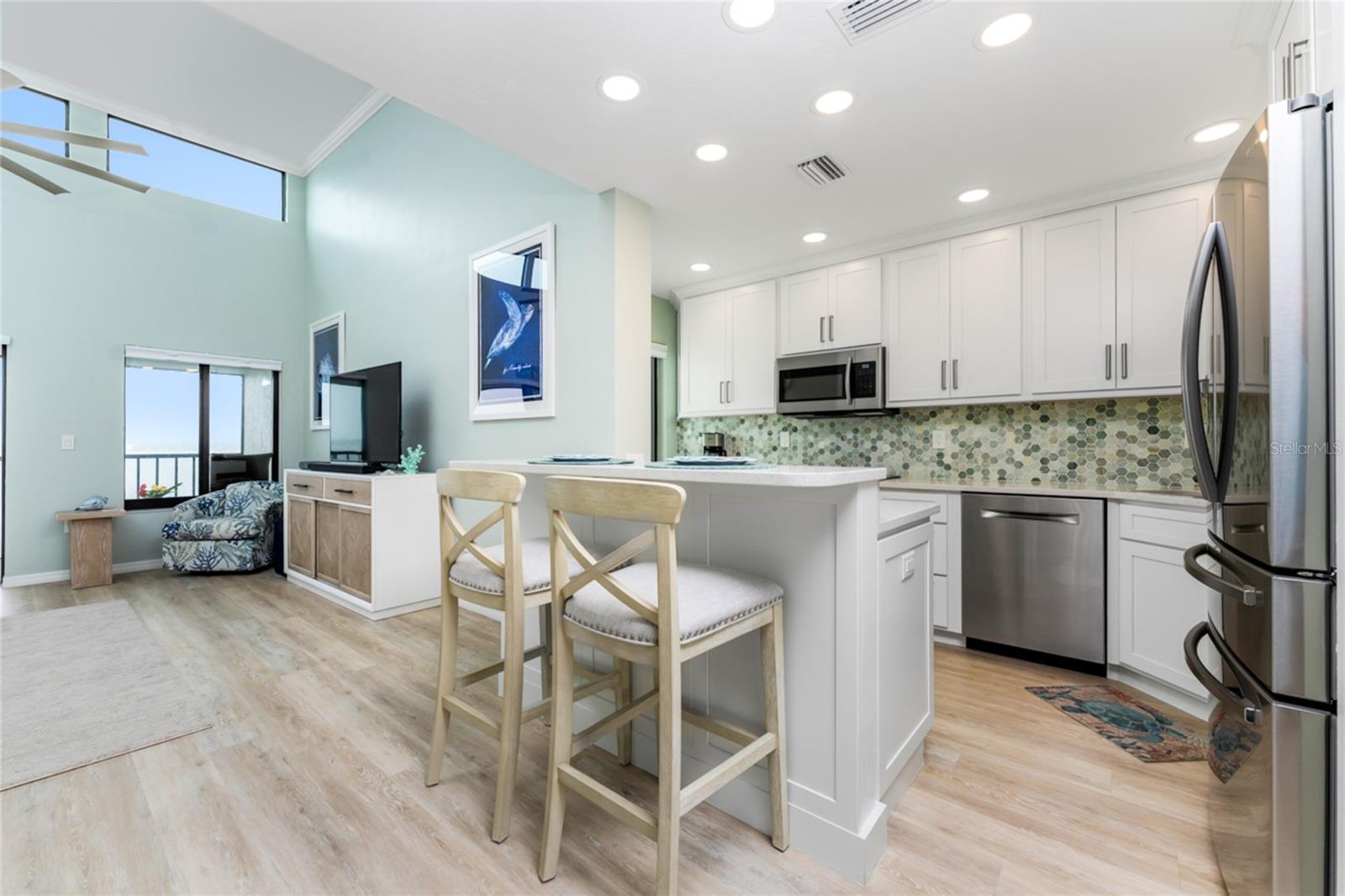 Image 11 of 49 For 2955 Beach Road D125