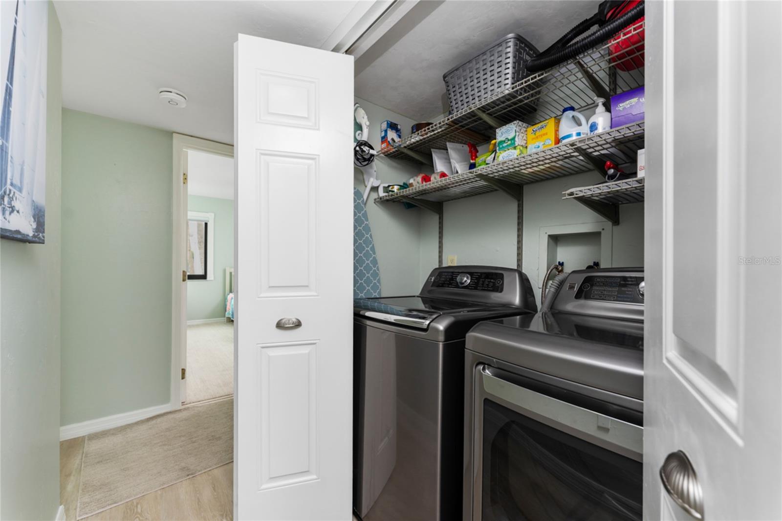 Image 29 of 49 For 2955 Beach Road D125