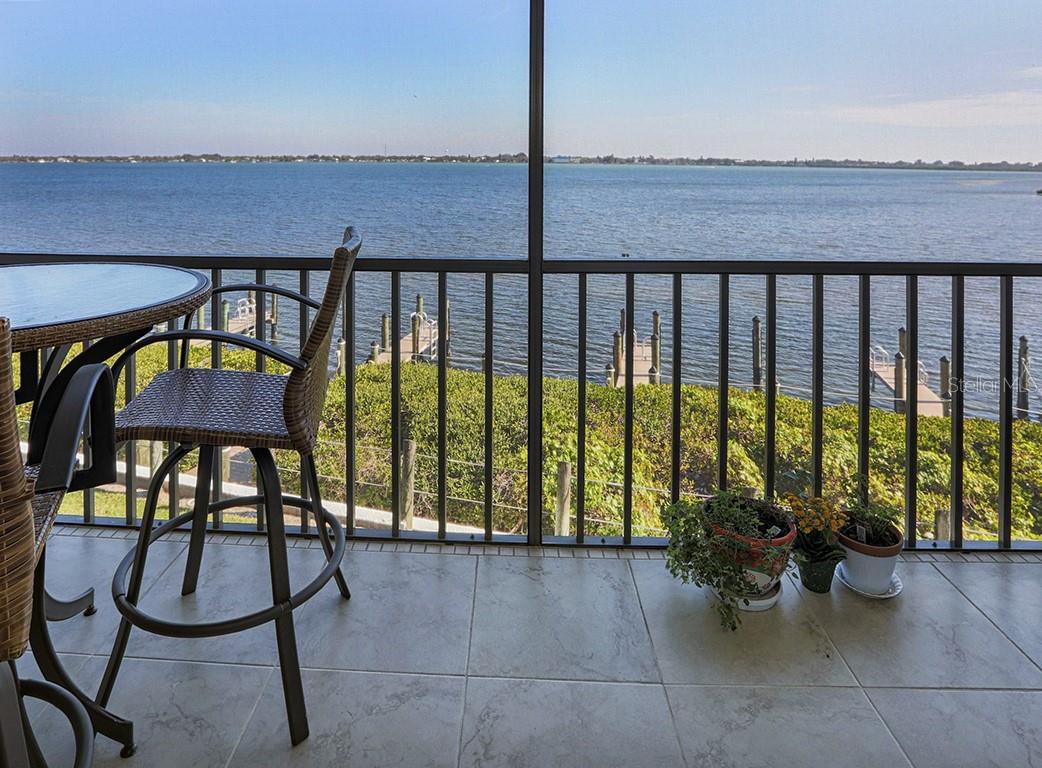 Image 44 of 49 For 2955 Beach Road D125