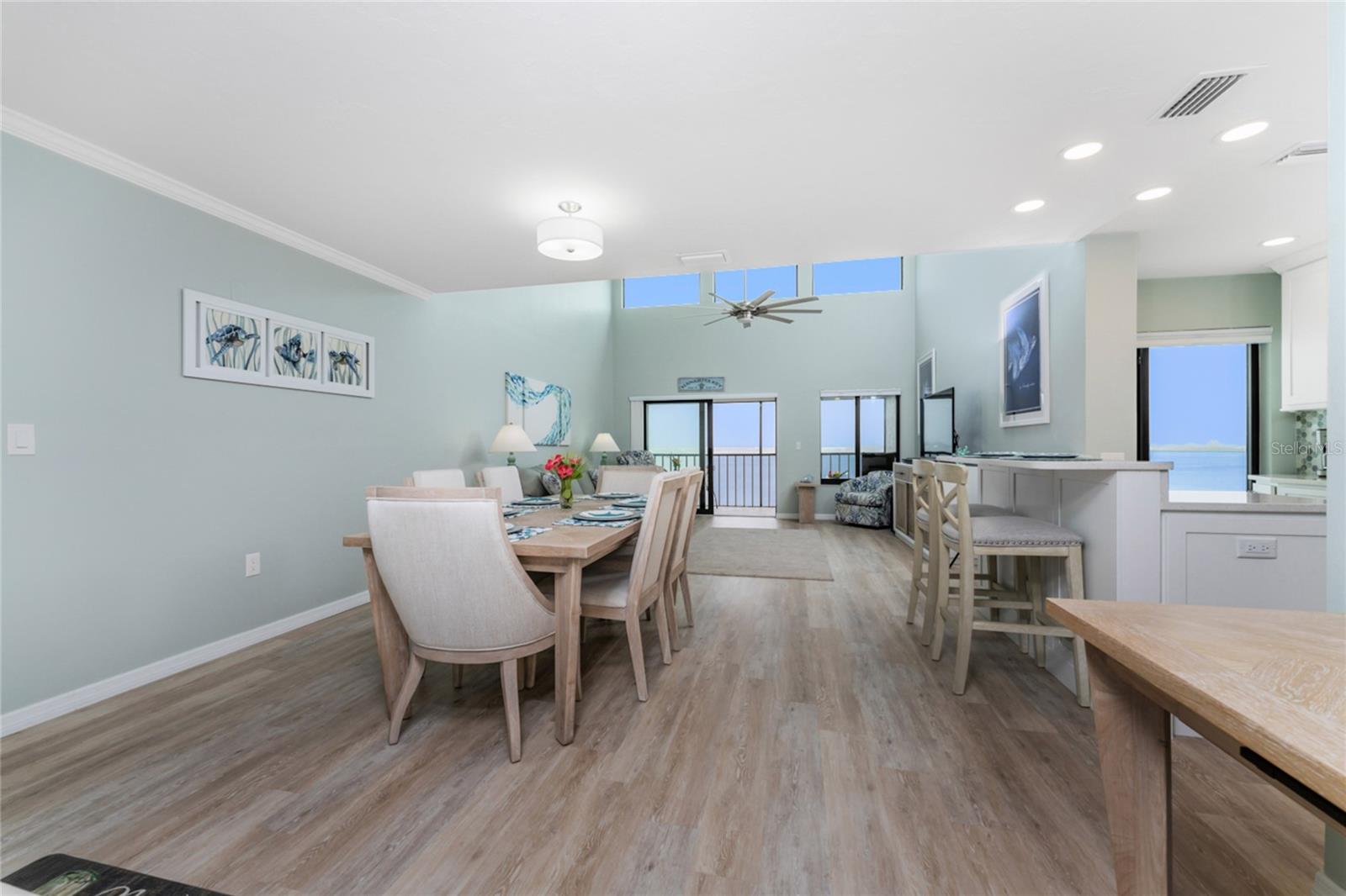 Image 8 of 49 For 2955 Beach Road D125