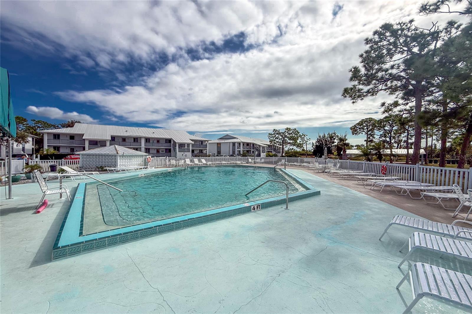 Image 36 of 49 For 6800 Placida Road 275