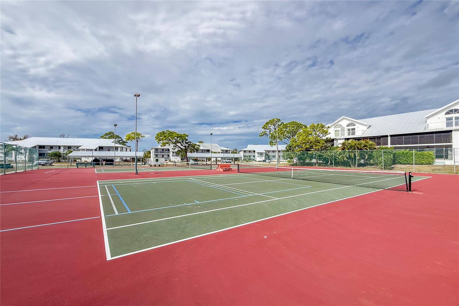 Image 44 of 49 For 6800 Placida Road 275