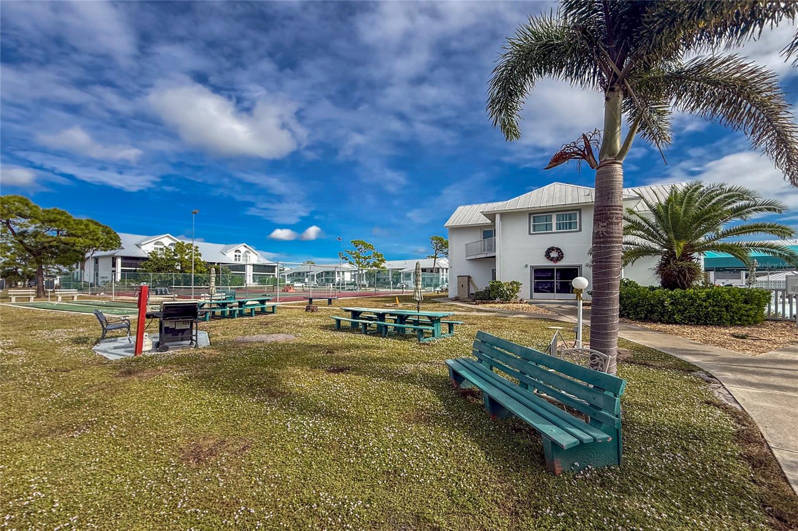 Image 45 of 49 For 6800 Placida Road 275