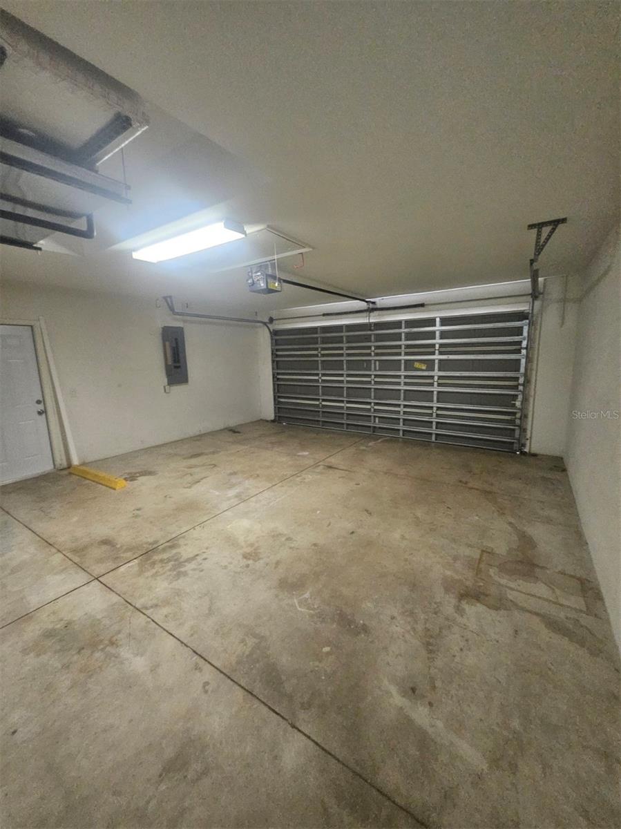 Image 19 of 34 For 7450 Blutter Road