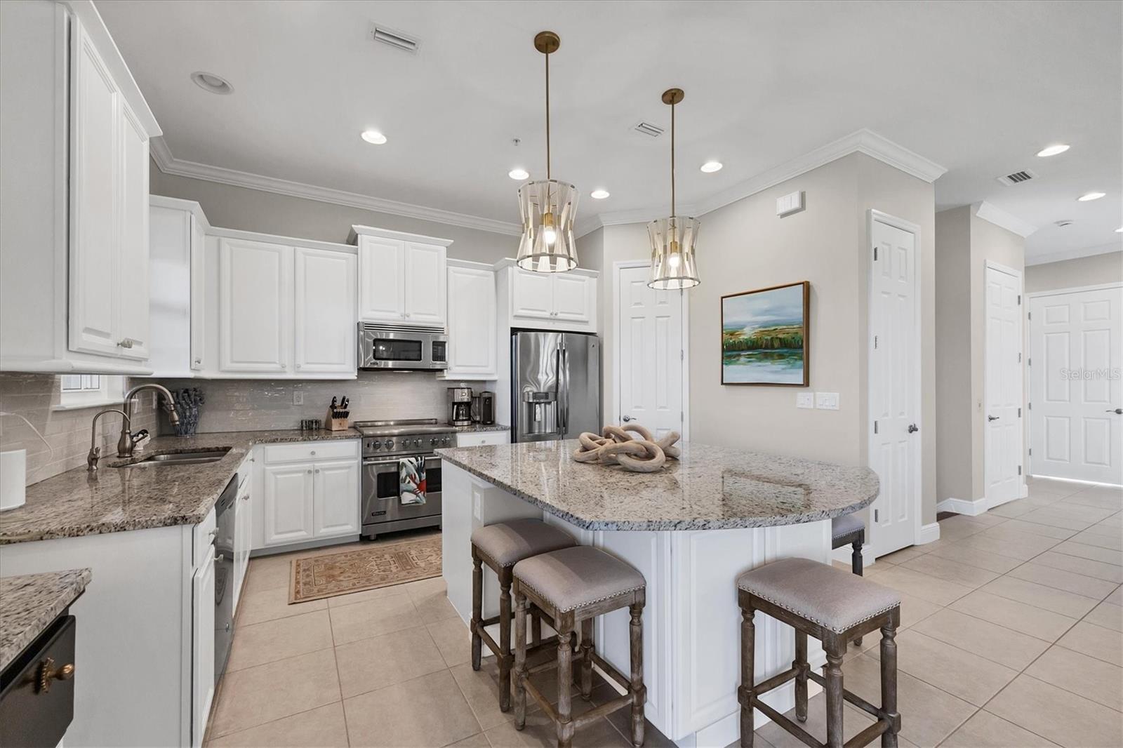 Image 12 of 59 For 10310 Lands End Circle 39