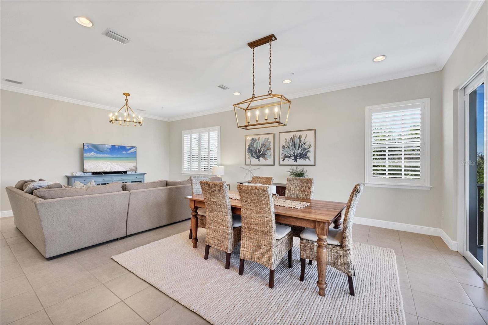 Image 15 of 59 For 10310 Lands End Circle 39