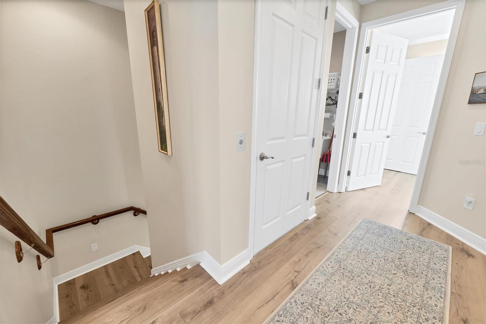 Image 21 of 59 For 10310 Lands End Circle 39