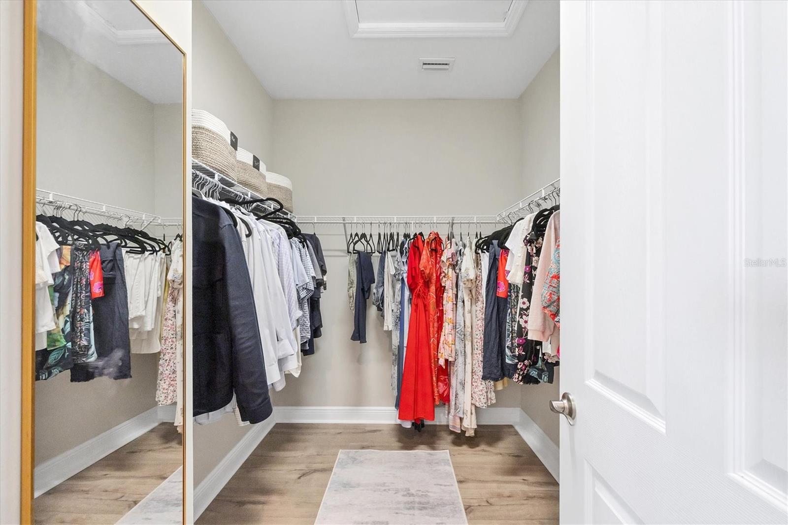 Image 24 of 59 For 10310 Lands End Circle 39