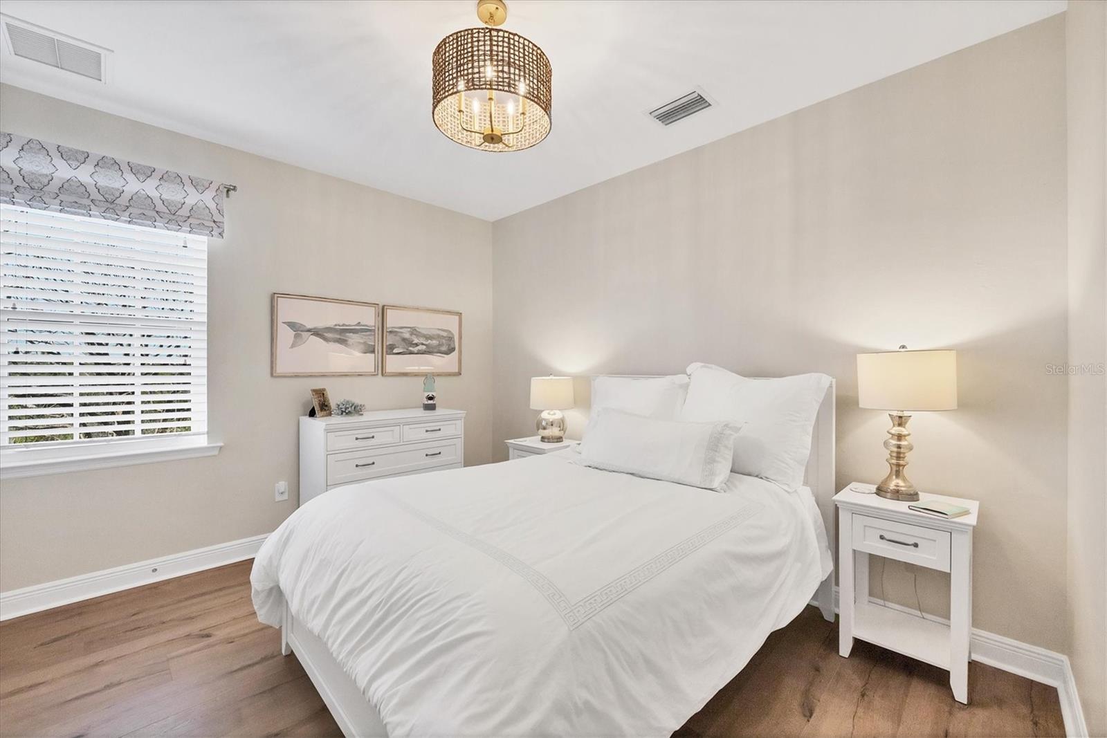 Image 31 of 59 For 10310 Lands End Circle 39