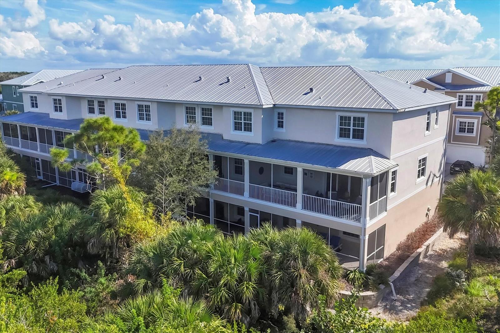 Image 40 of 59 For 10310 Lands End Circle 39