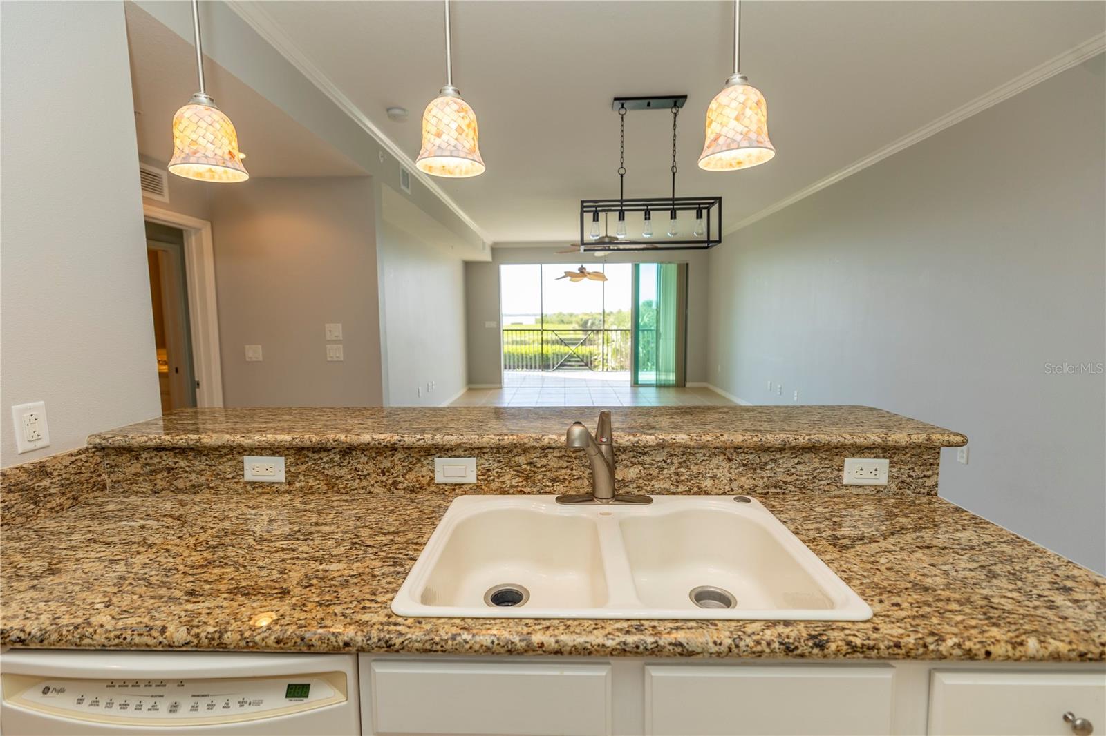 Image 13 of 66 For 9203 Griggs Road B-102