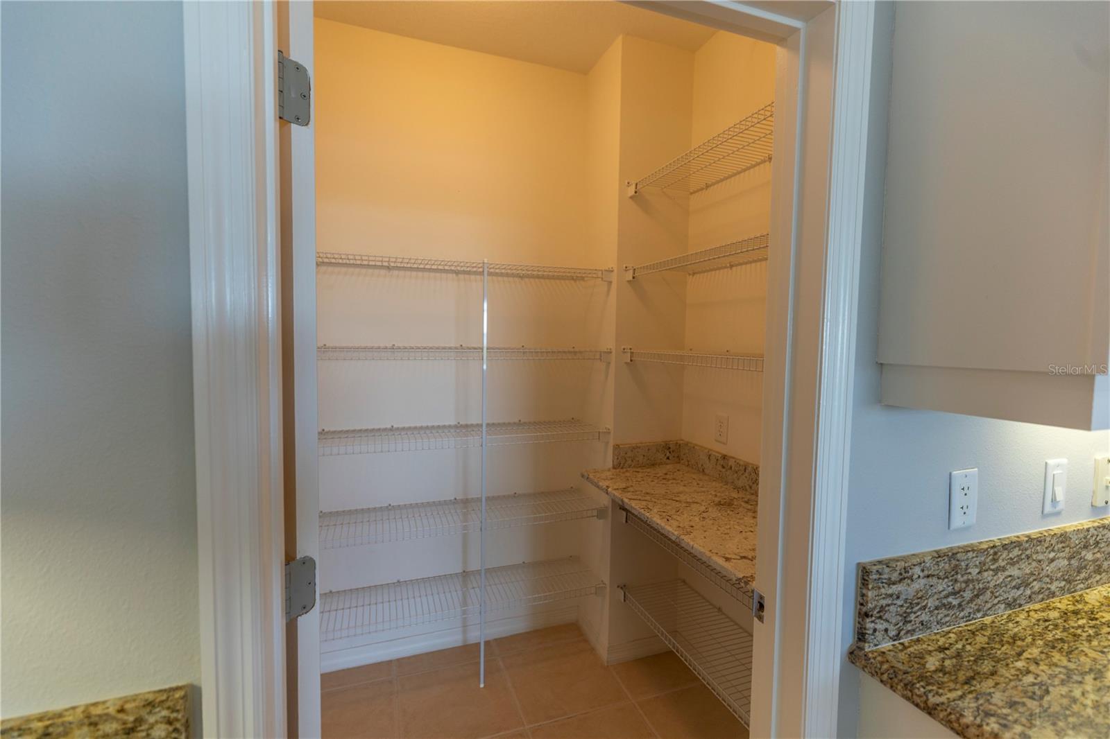 Image 18 of 66 For 9203 Griggs Road B-102