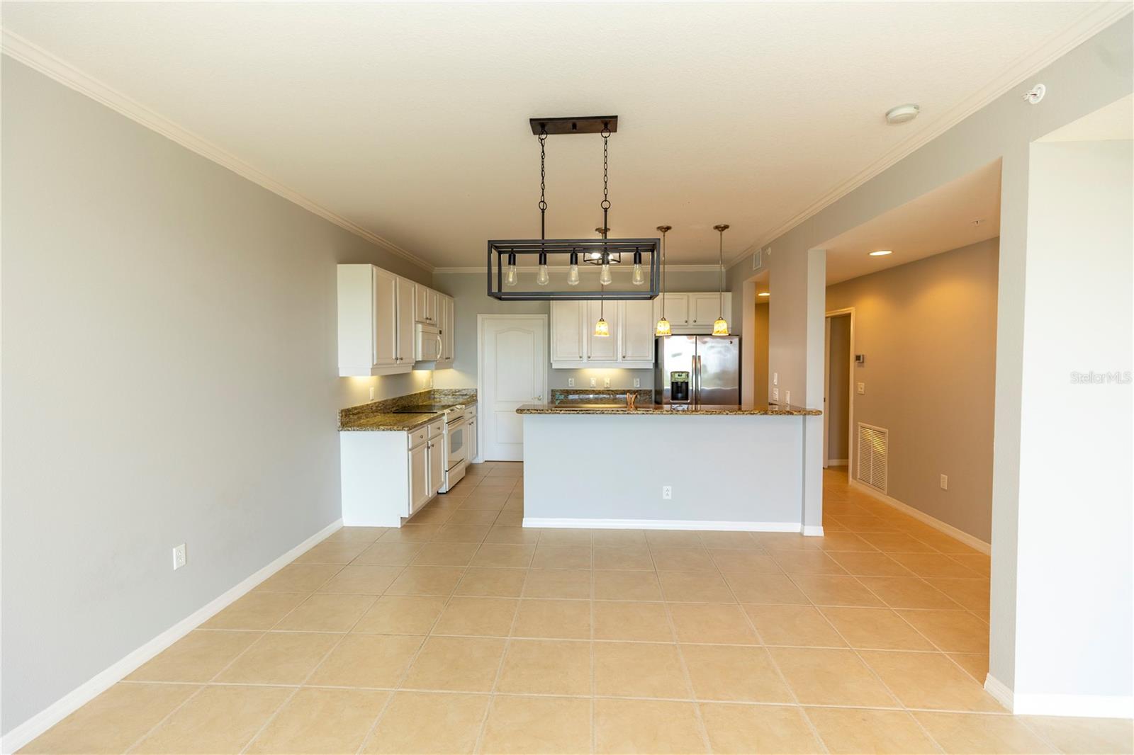 Image 9 of 66 For 9203 Griggs Road B-102