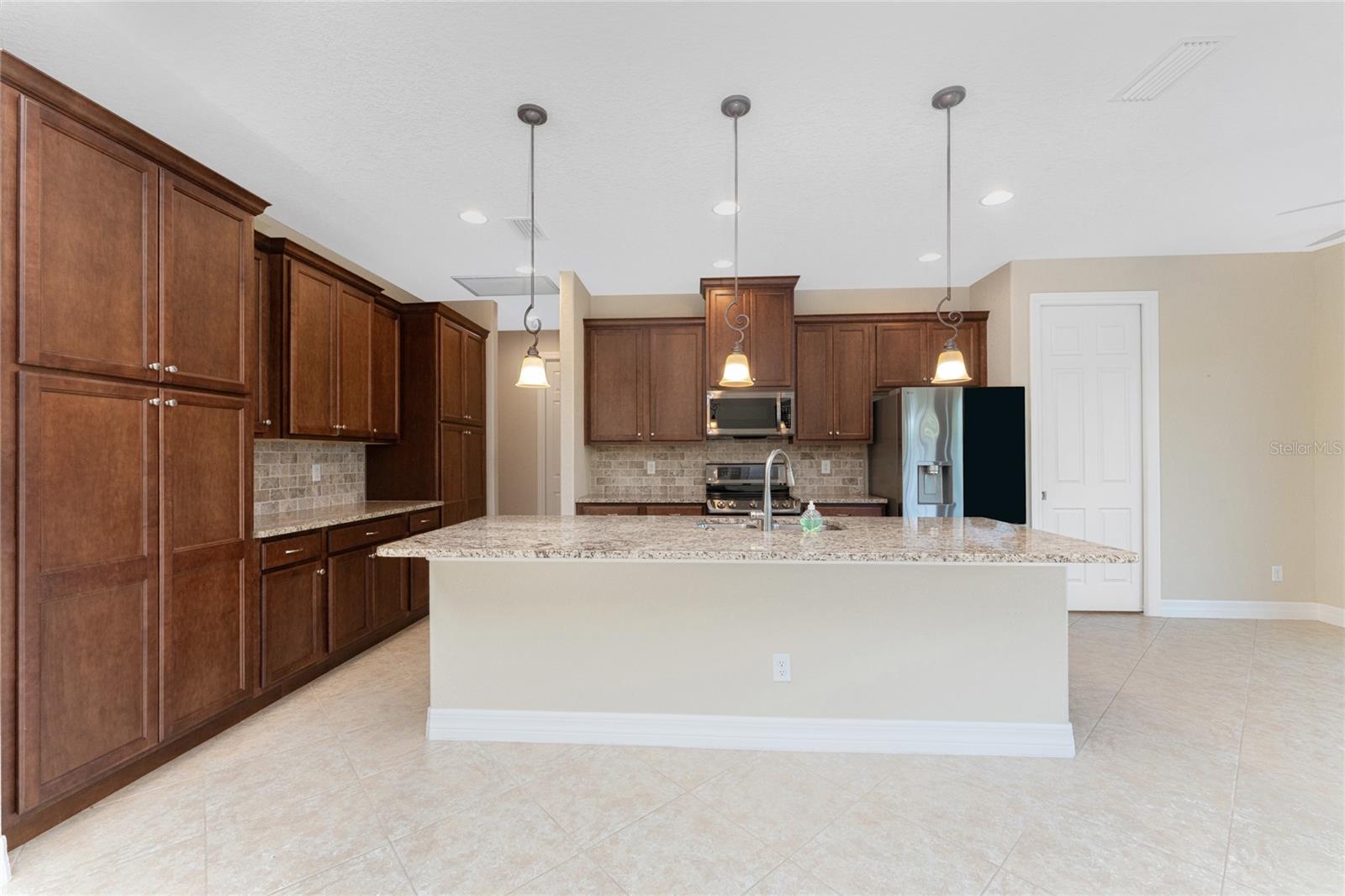 Image 21 of 73 For 167 Mariner Lane