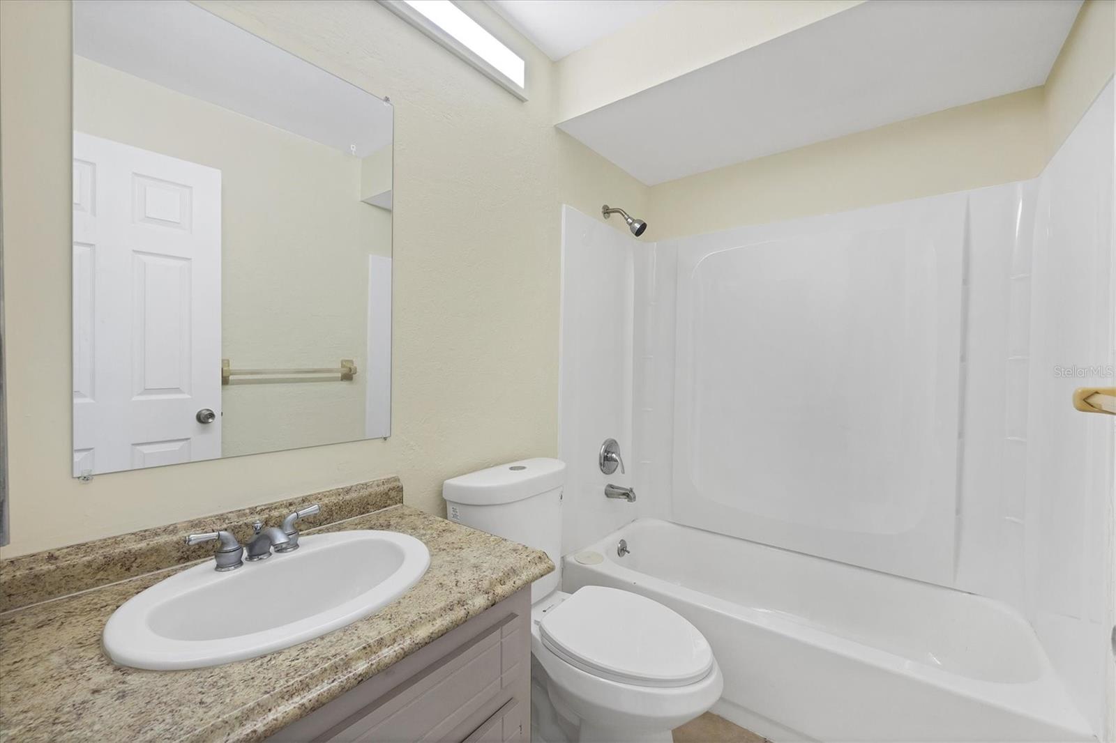 Image 20 of 33 For 122 41st Terrace