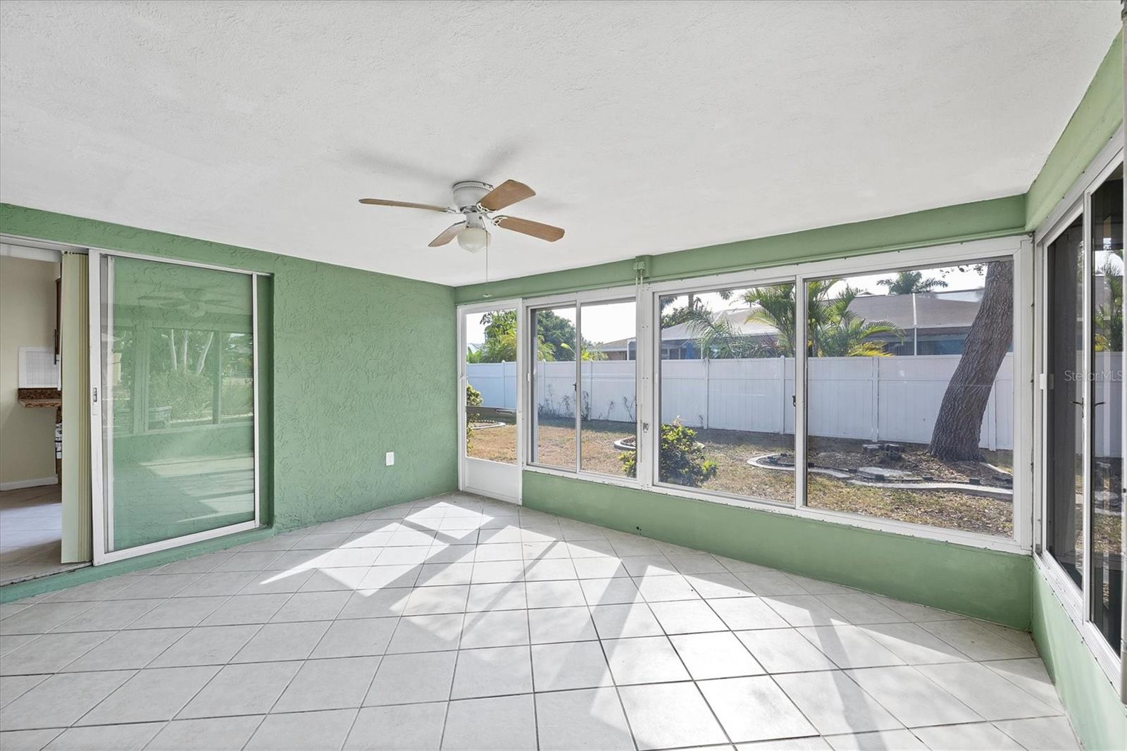 Image 26 of 33 For 122 41st Terrace