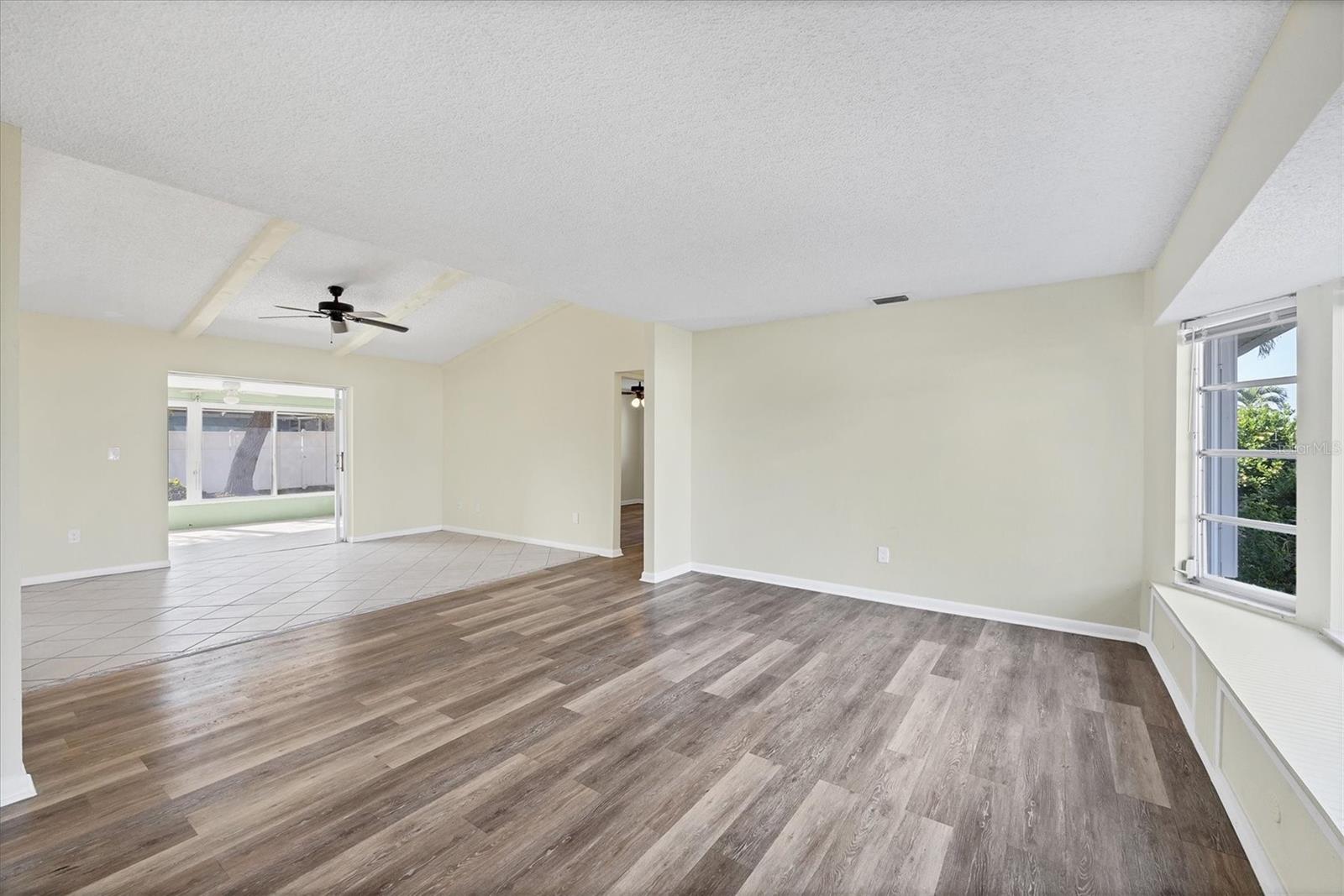 Image 8 of 33 For 122 41st Terrace