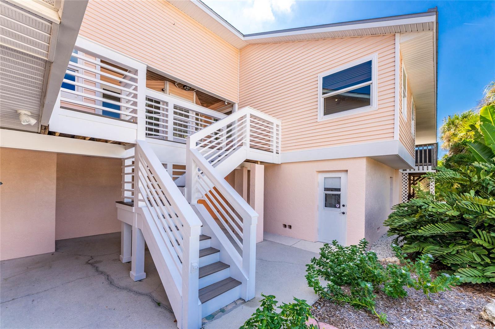 Image 55 of 86 For 2805 Beach Road B