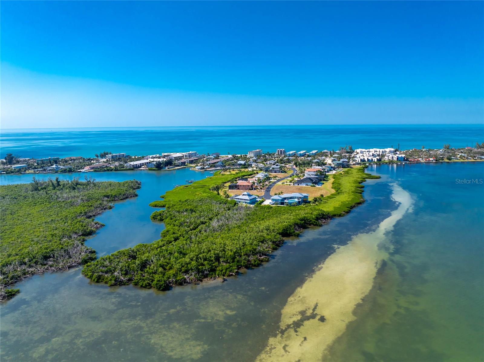 Image 82 of 86 For 2805 Beach Road B