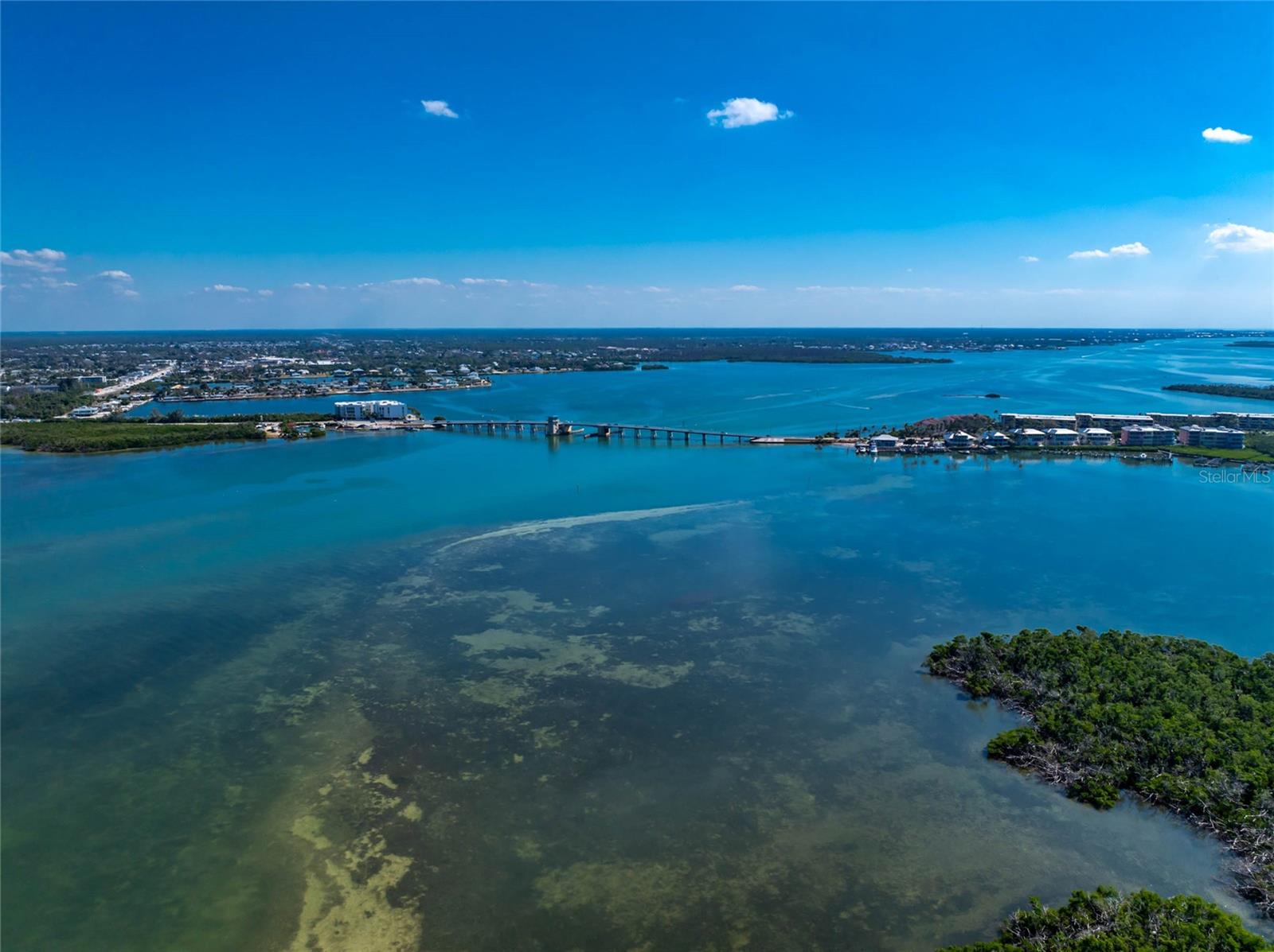 Image 84 of 86 For 2805 Beach Road B