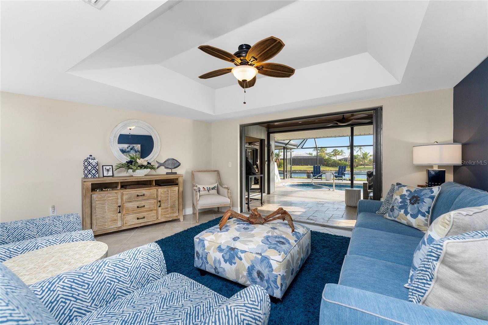 Image 18 of 98 For 487 Dover Circle