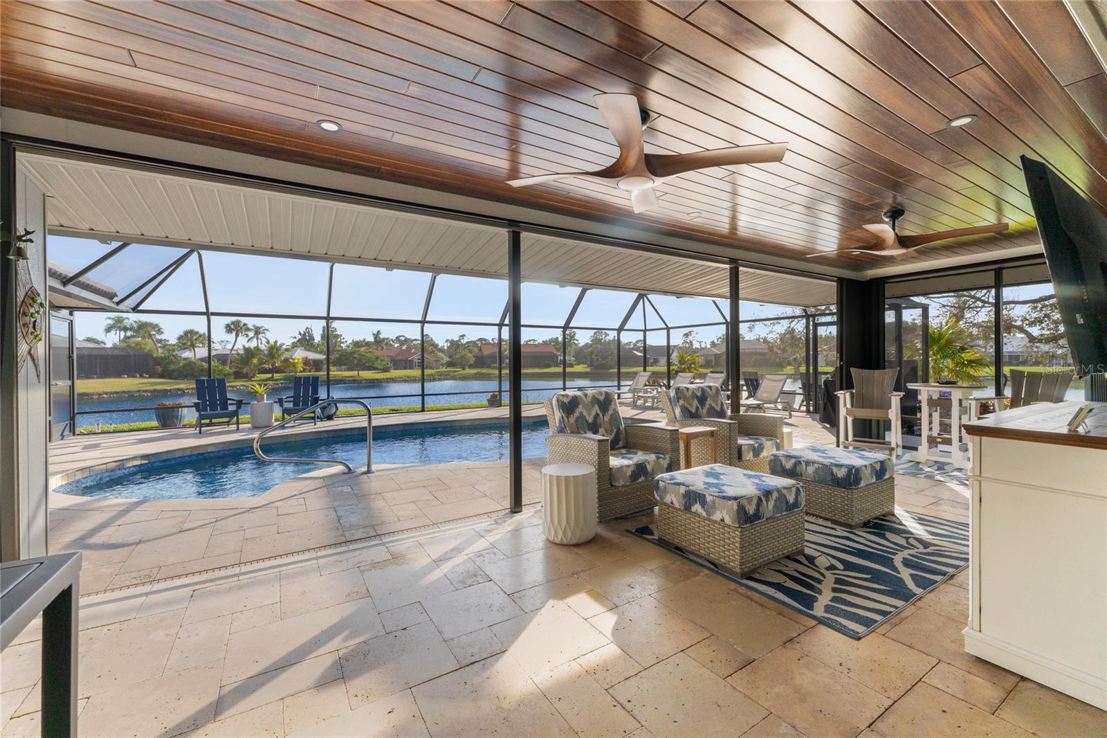 Image 49 of 98 For 487 Dover Circle