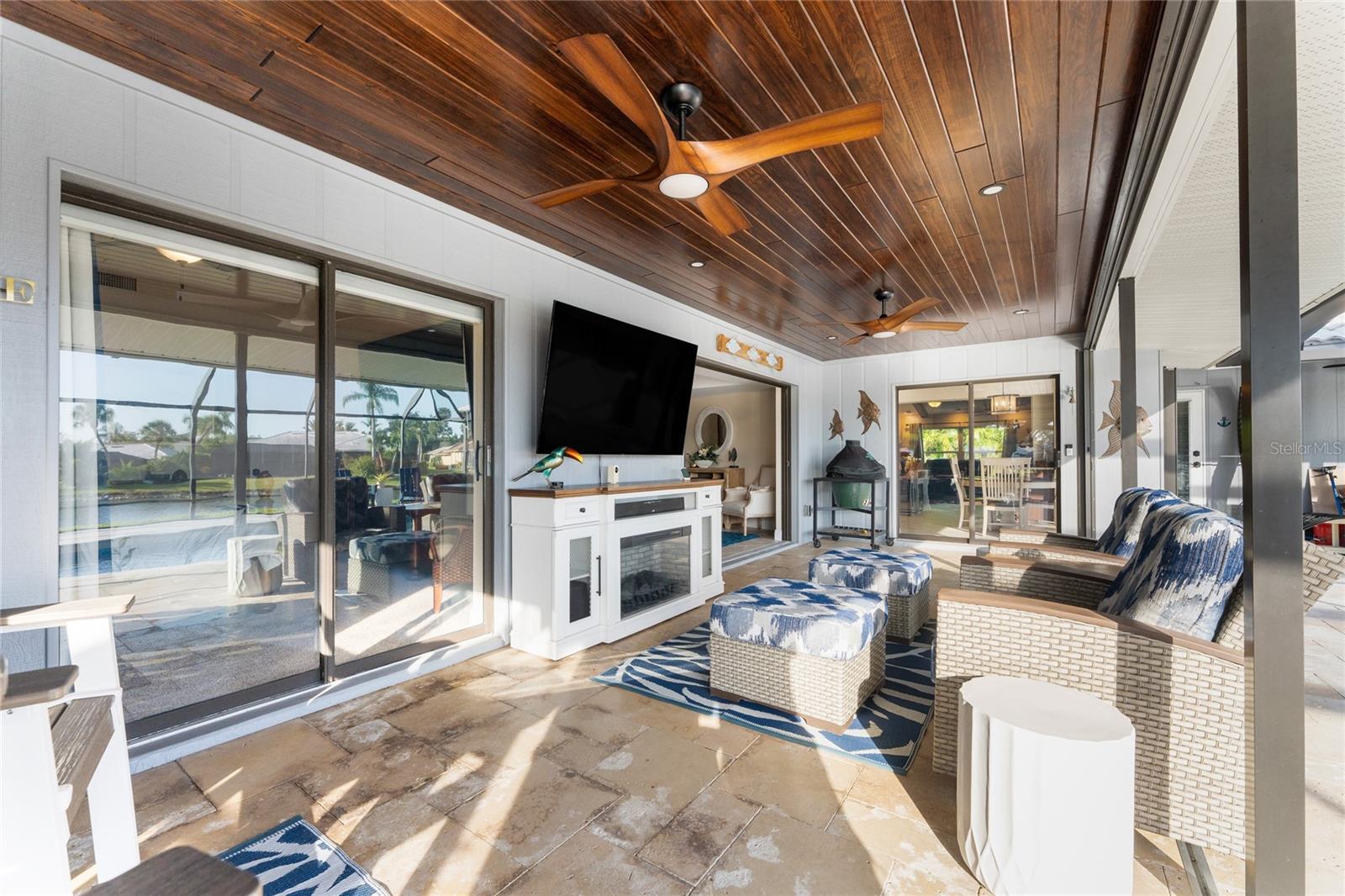 Image 52 of 98 For 487 Dover Circle