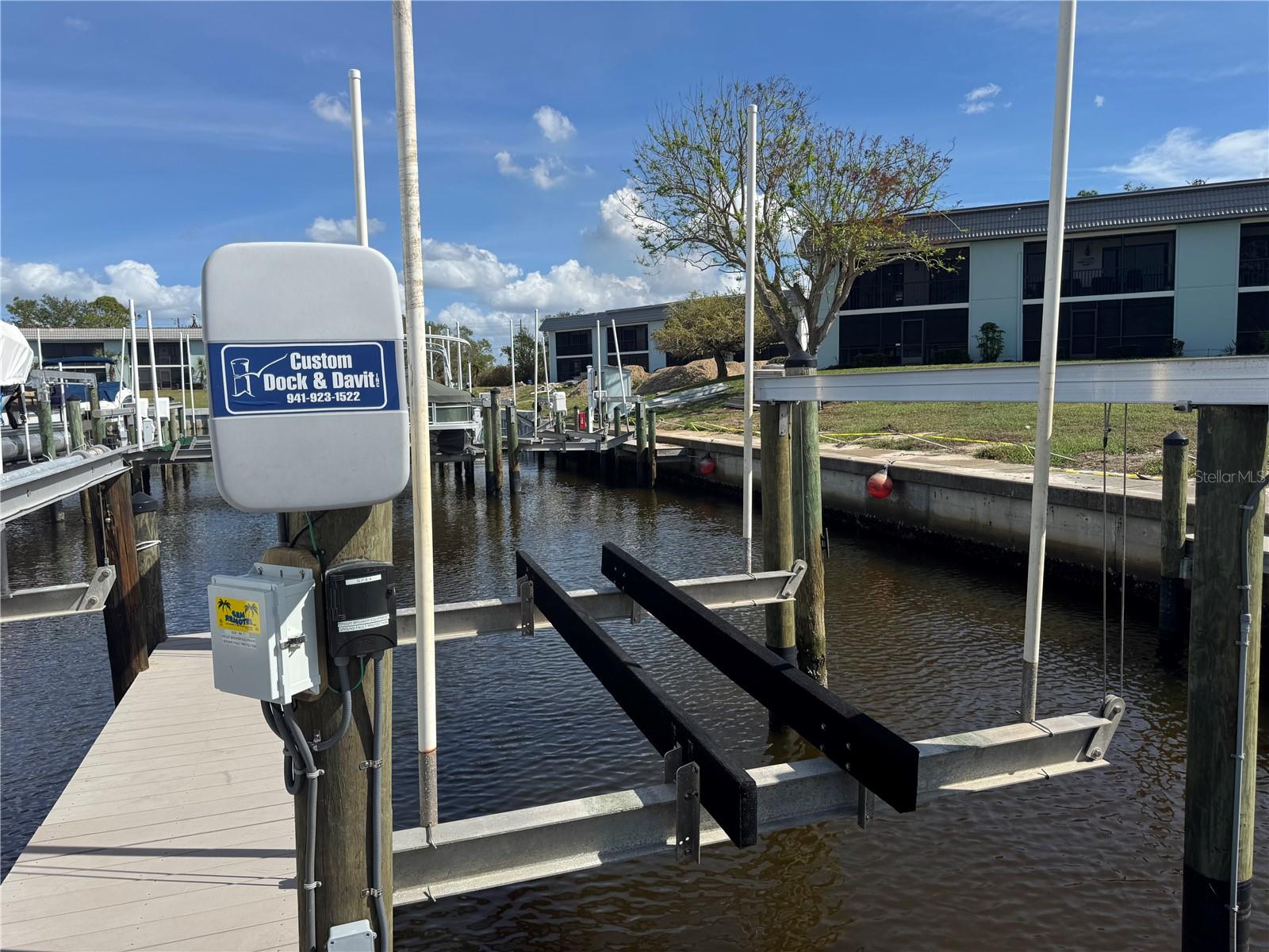 Image 68 of 98 For 487 Dover Circle