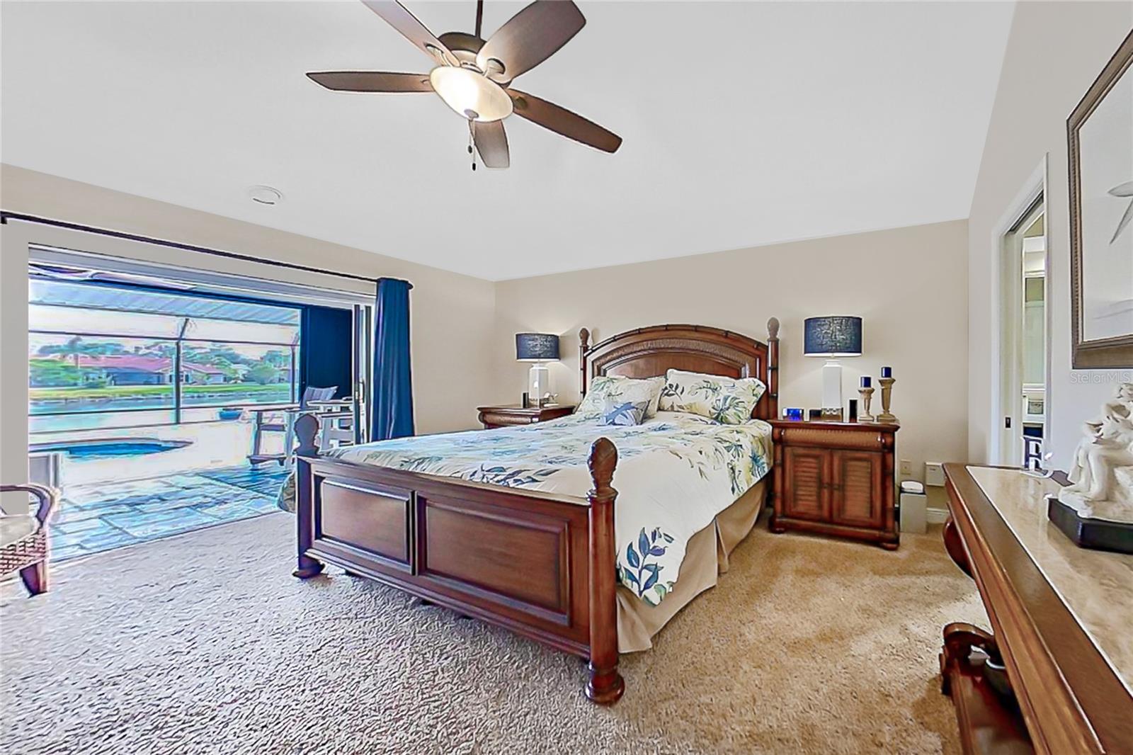 Image 7 of 98 For 487 Dover Circle