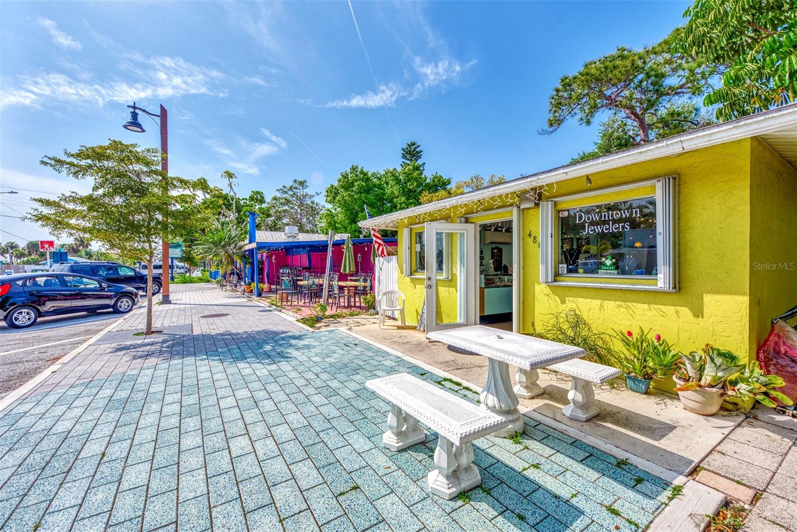 Image 87 of 98 For 487 Dover Circle