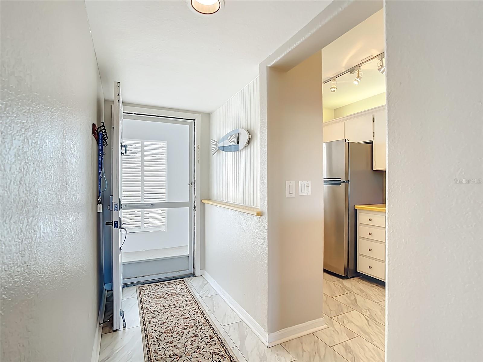 Image 12 of 55 For 404 Cerromar Circle N 115