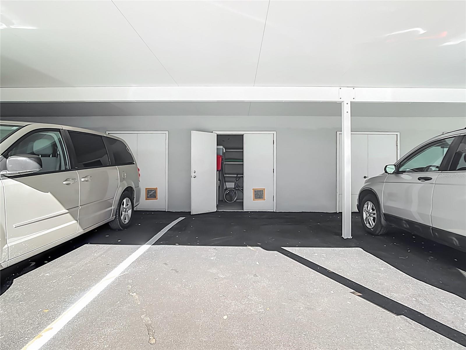 Image 32 of 55 For 404 Cerromar Circle N 115