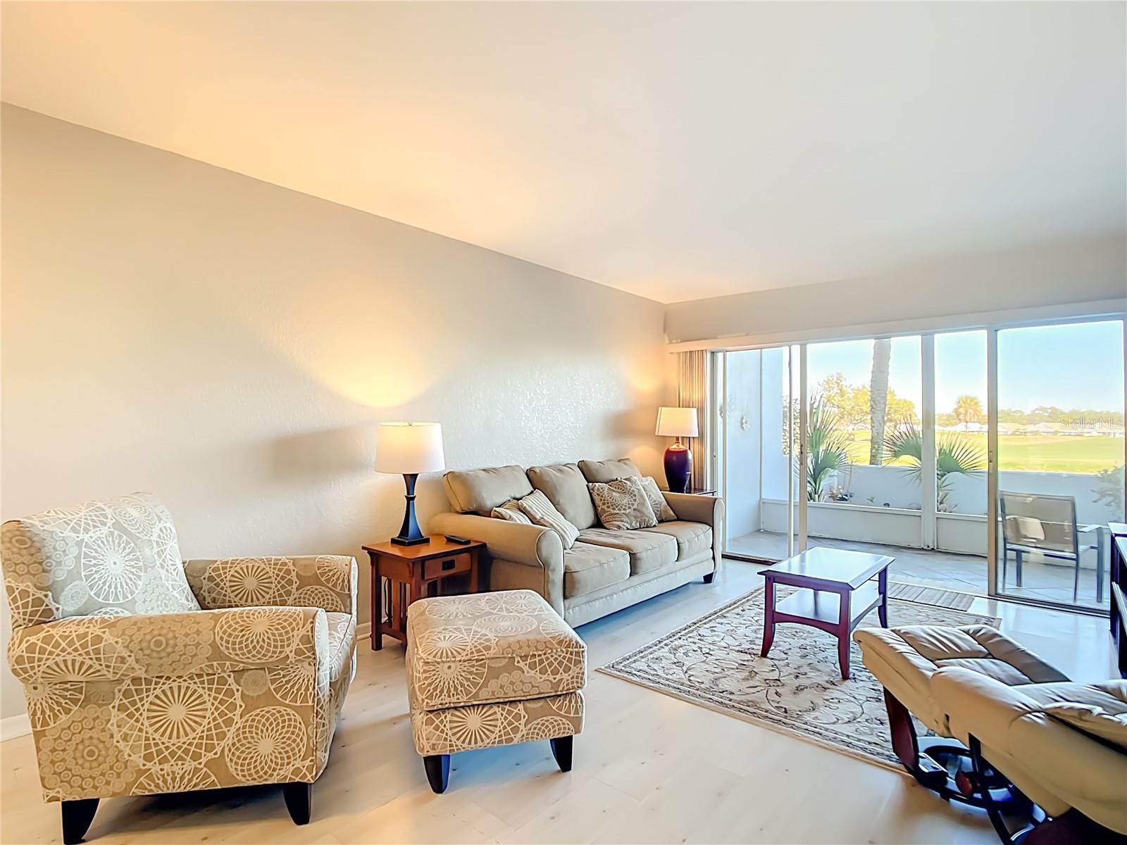 Image 6 of 55 For 404 Cerromar Circle N 115