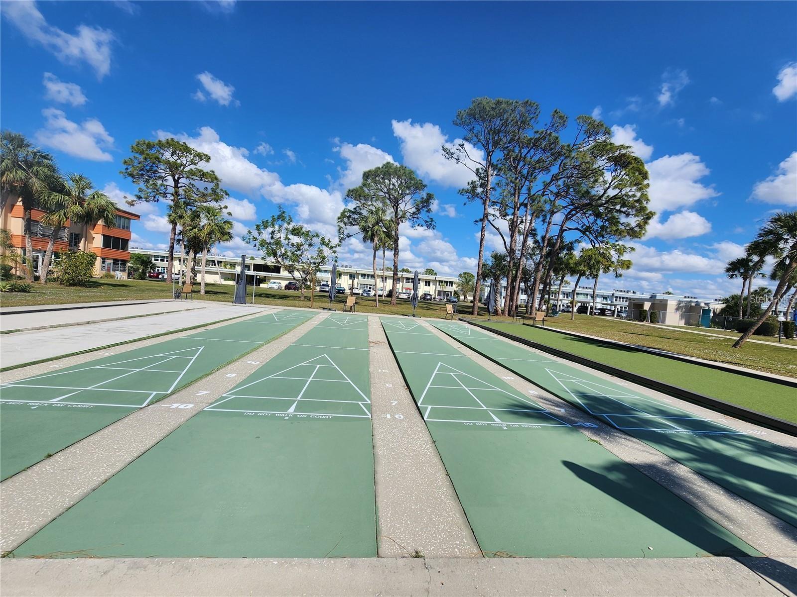 Image 23 of 31 For 21320 Brinson Avenue 109