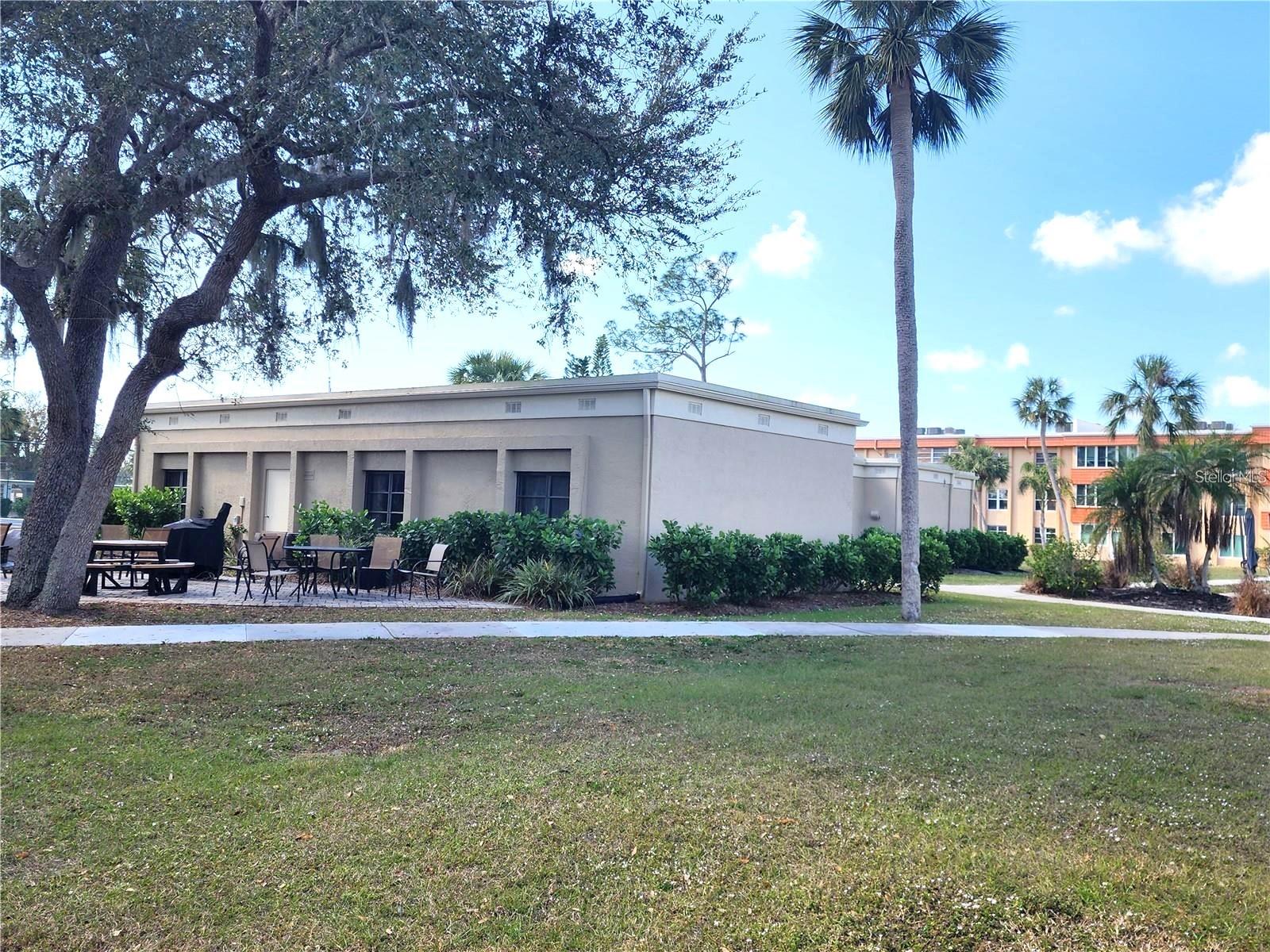 Image 24 of 31 For 21320 Brinson Avenue 109