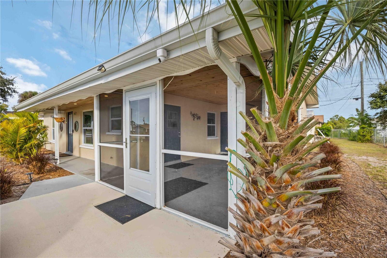 Image 2 of 17 For 1446 Saint Clair Road